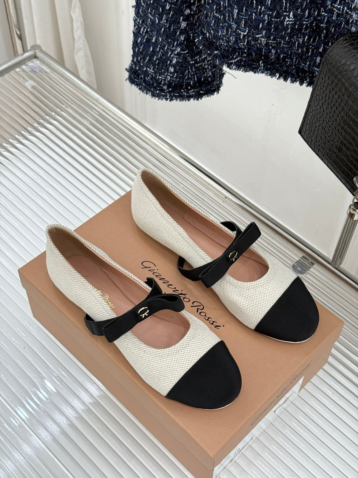 GR 26s Mary Jane Flats Black White Fabric 164781