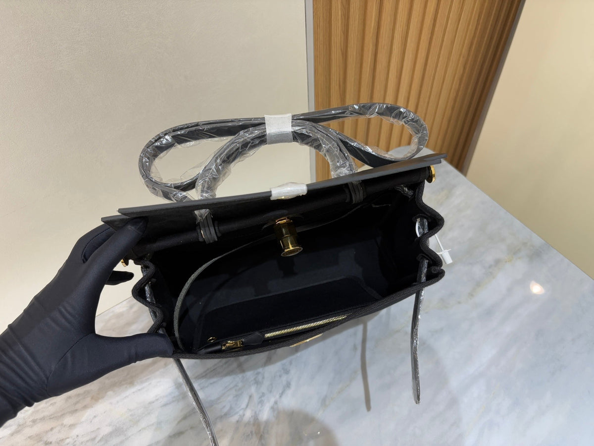 High-end Hermes 2026 Herbag Zip 31cm Black Hunter Leather And Canvas