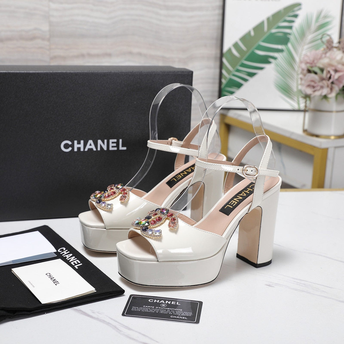 CC 26FW Platform Sandals Rhinestone Logo 11cm Black Patent Leather 170610