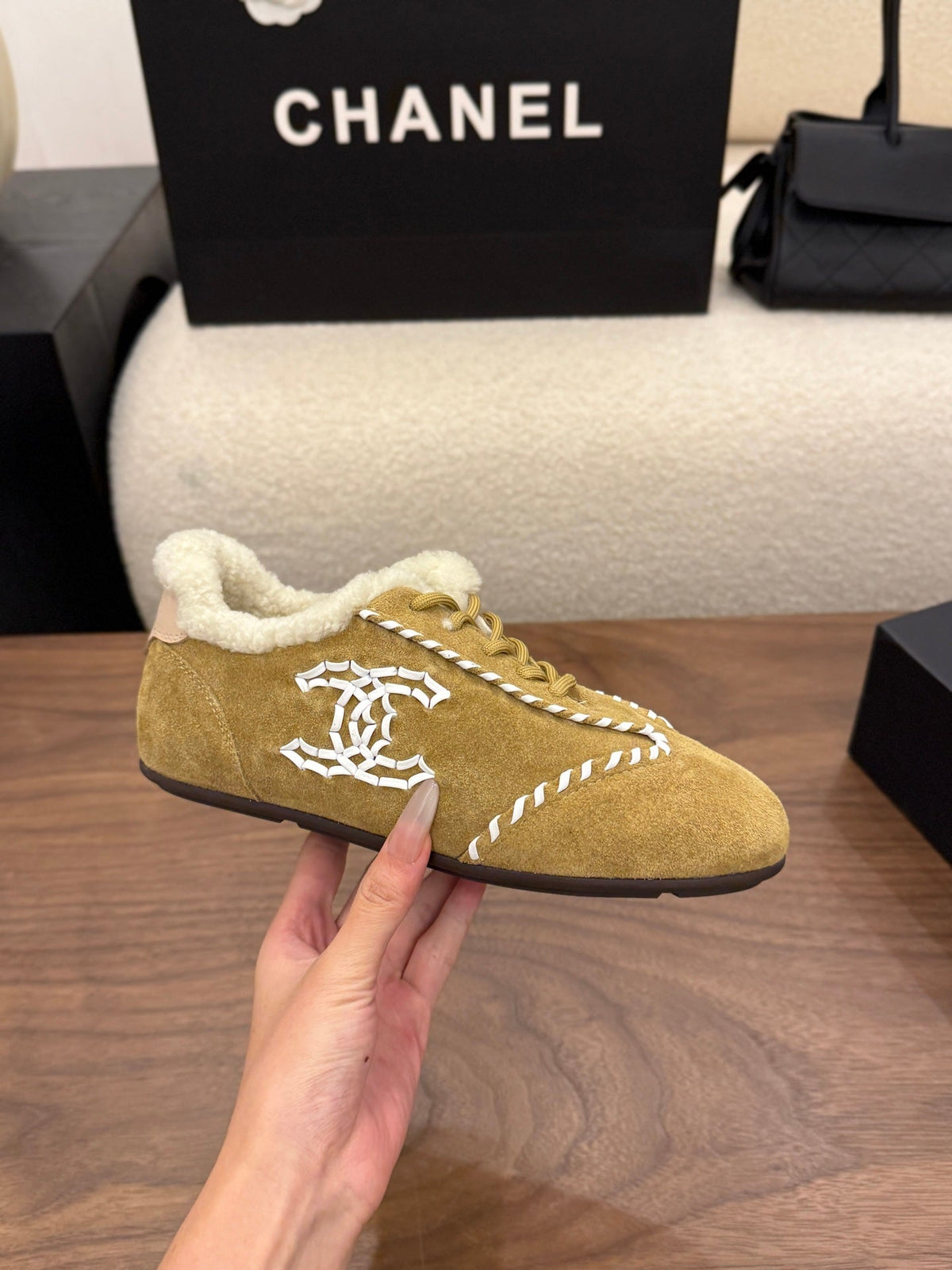Chanel 2026 Sneaker Suede Wool 173401