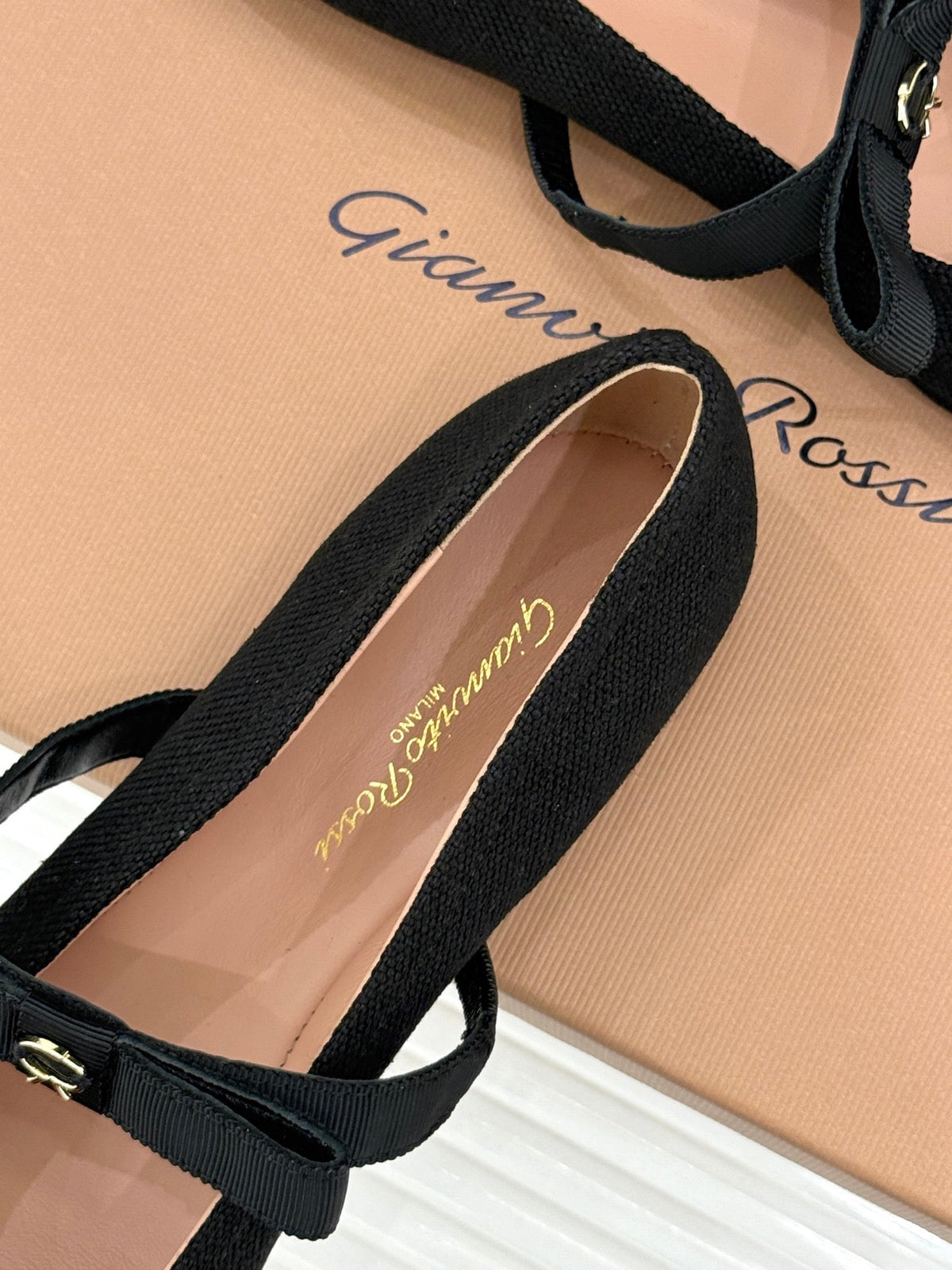 GR 26s Mary Jane Flats Black Fabric 164782