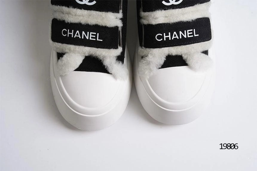 CC 26s Sneakers Black White Wool Suede