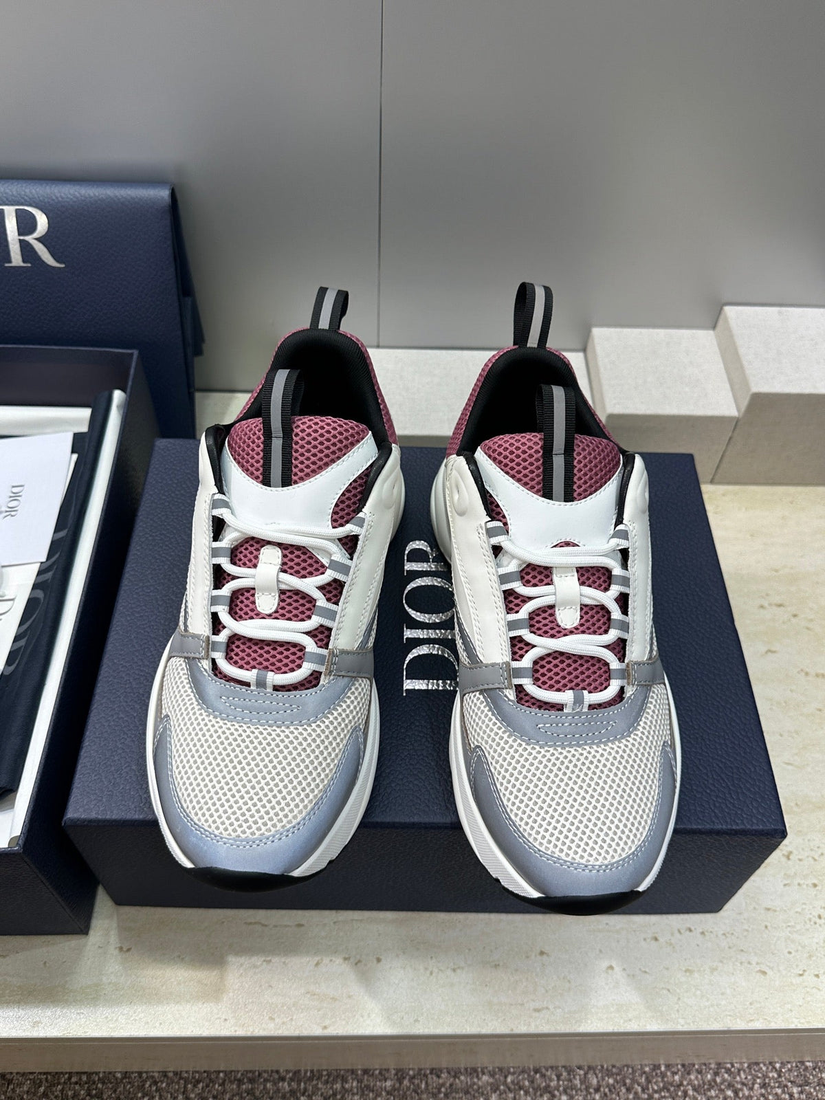CD 26s Men B22 Sneakers White Grey Pink Mesh 719284