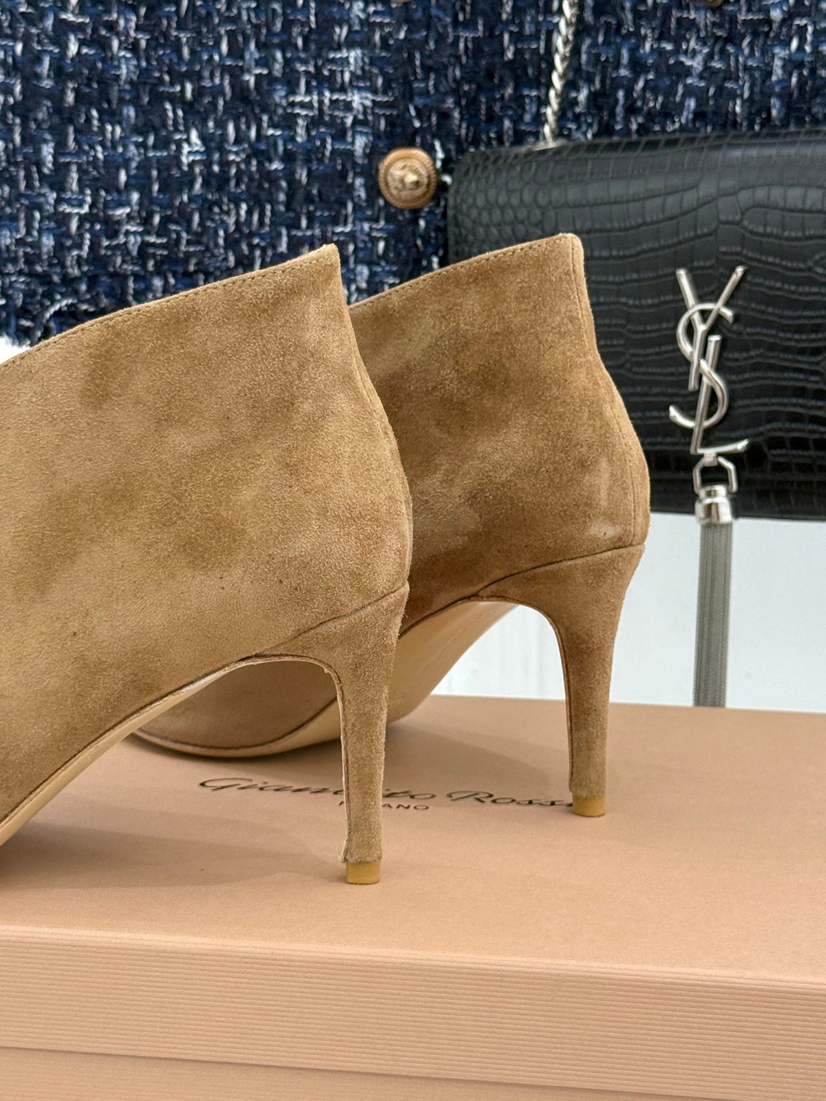 GR 26s Vania Pumps 9cm Camel Suede 175089