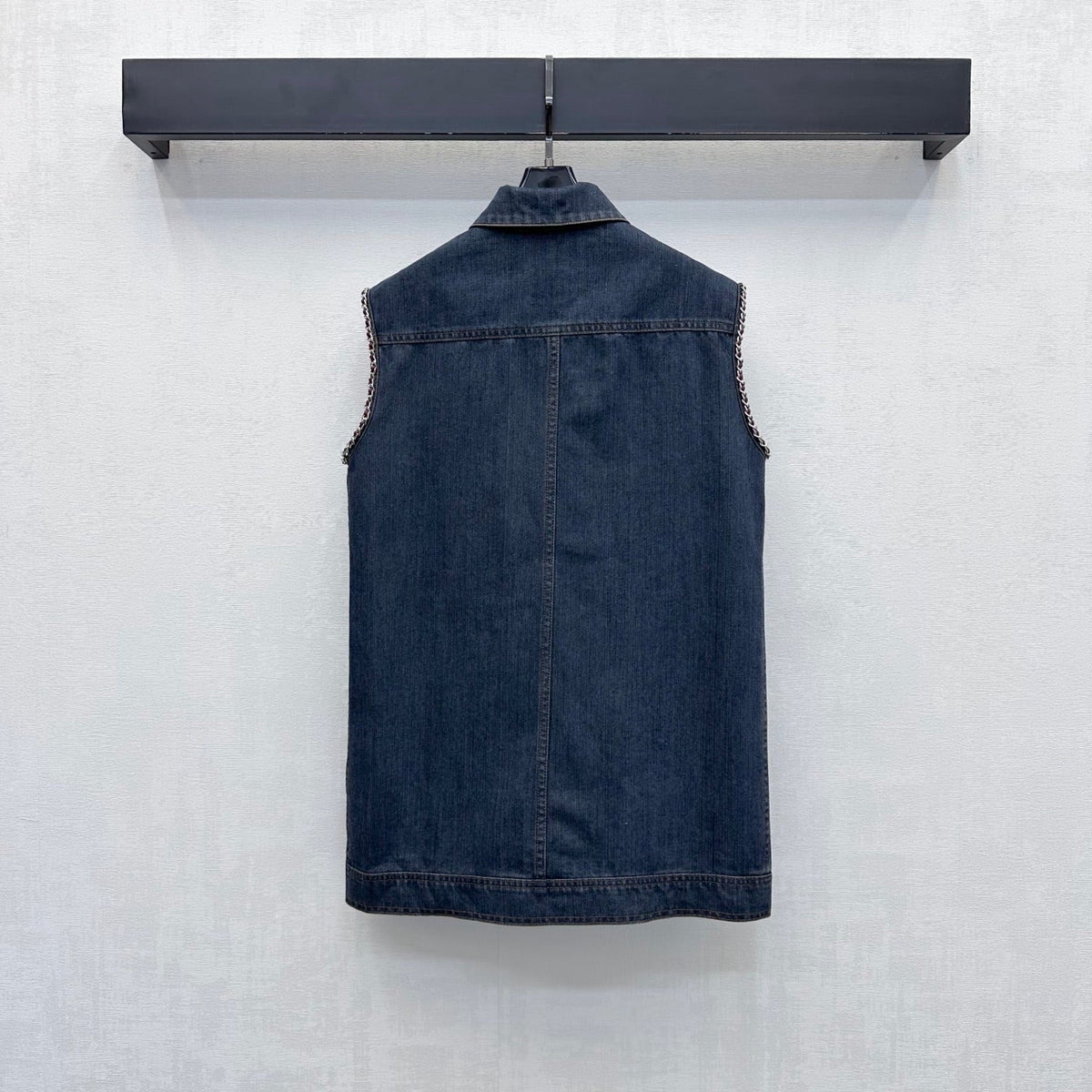 CC 26FW Chain-Trim Denim Vest Dress Red Leather Collar Blue Cotton 441477