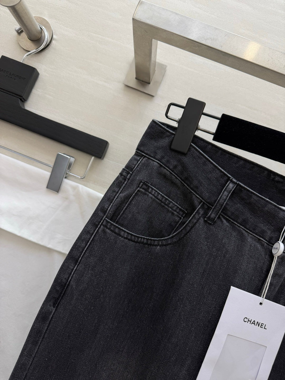 Chanel 26S Straight-Leg Jeans Style 1193