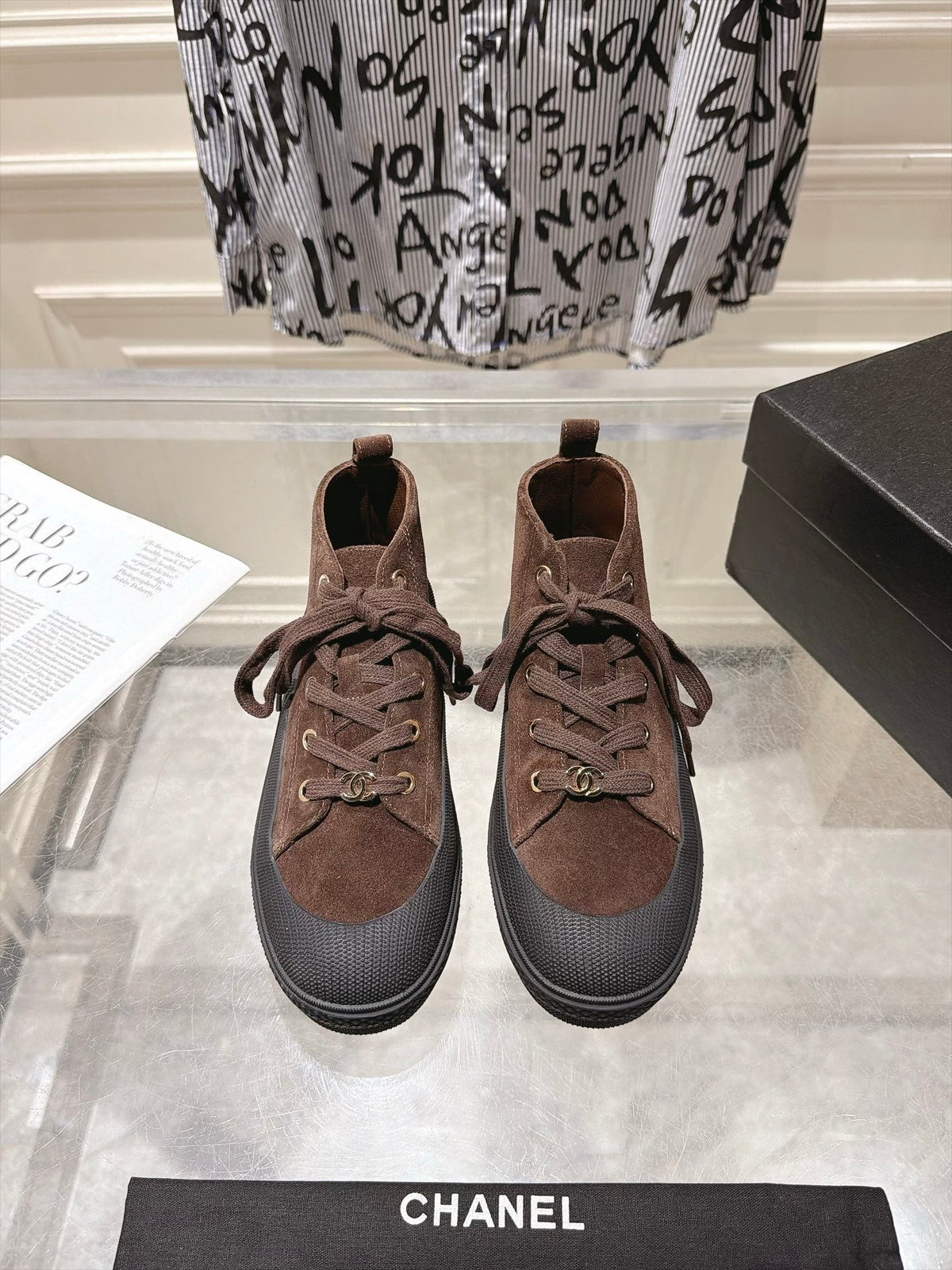 CC 26s Lace-Up High-Top Sneakers Brown Suede 164803