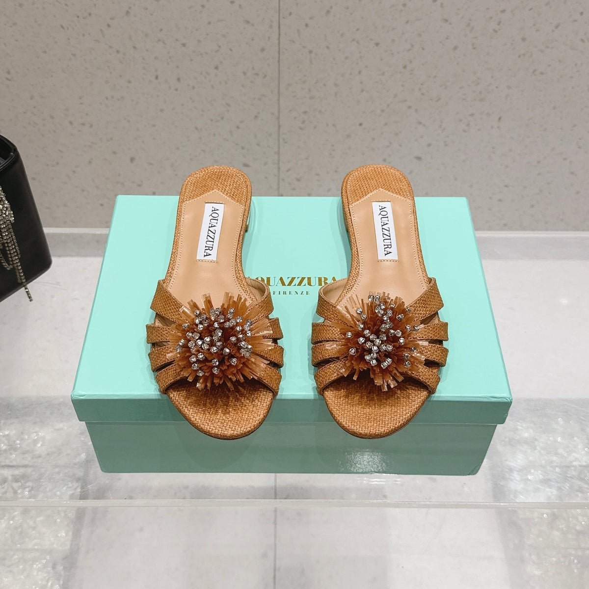 Aquazzura 26s Sandals Brown Woven Raffia 394815