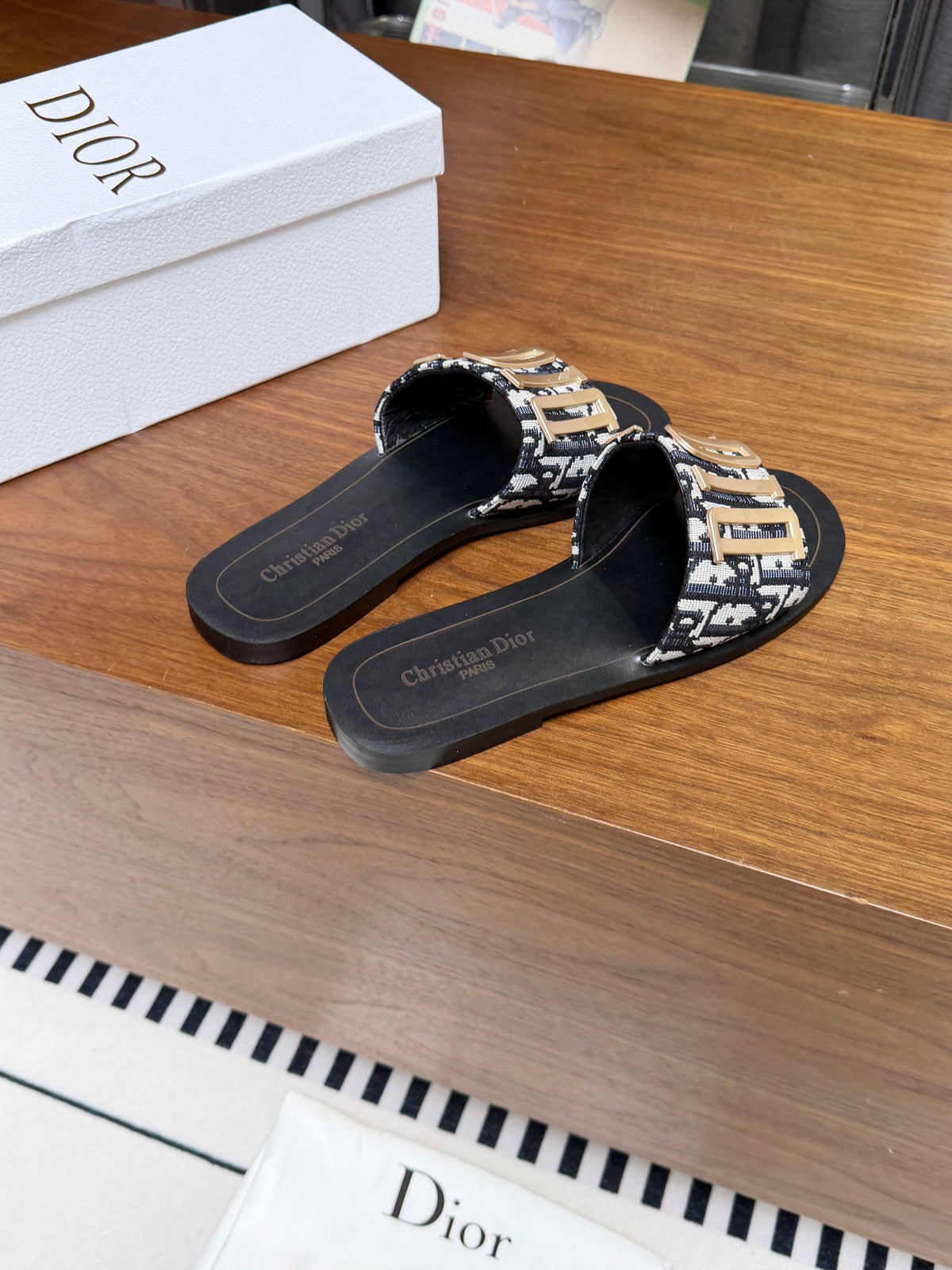 CD 26s D Way Slide Black Dior Oblique Embroidered Cotton With Gold Hardware 395182
