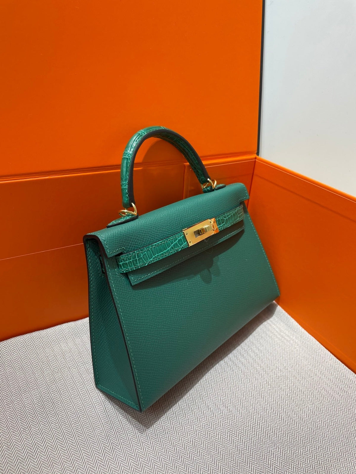 High-end Hermes 2026 Mini Kelly Bag 19cm Crocodile/Epsom Leather