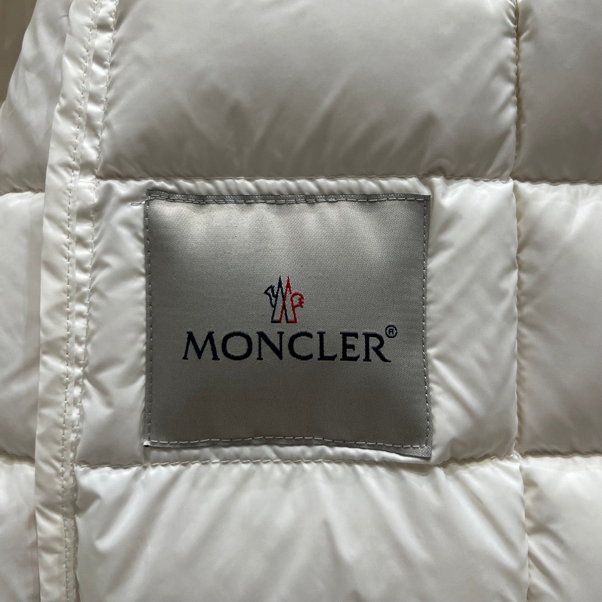 Moncler 2026 Genet Long Down White Jacket