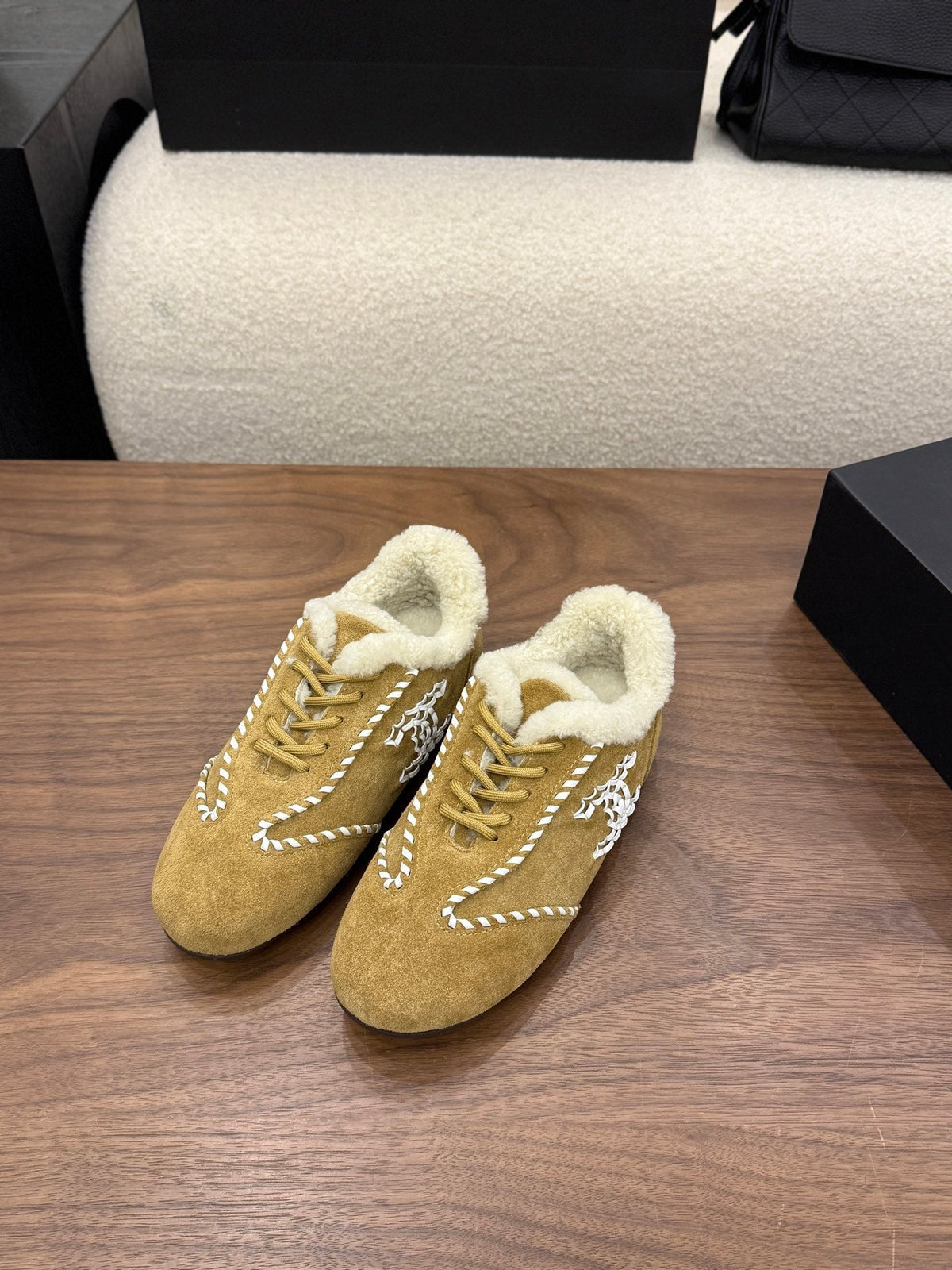 Chanel 2026 Sneaker Suede Wool 173401