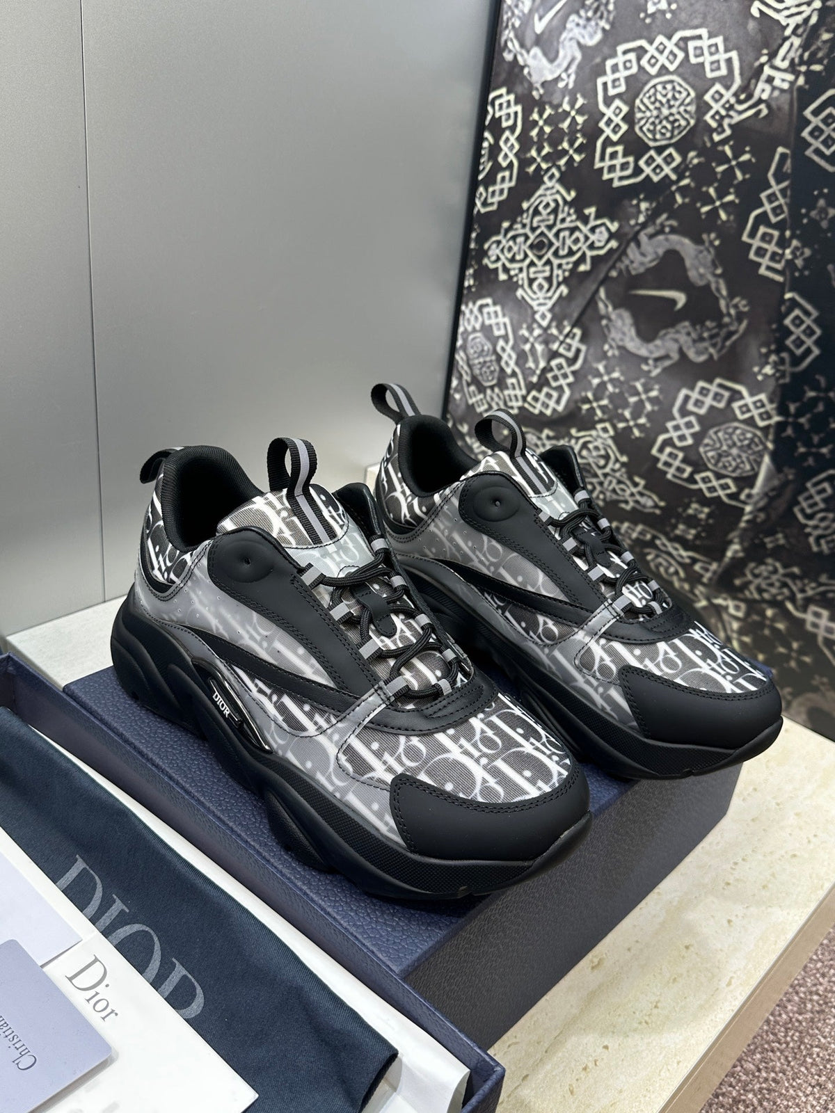 CD 26s Men B22 Sneakers Black Oblique Jacquard Canvas 185492