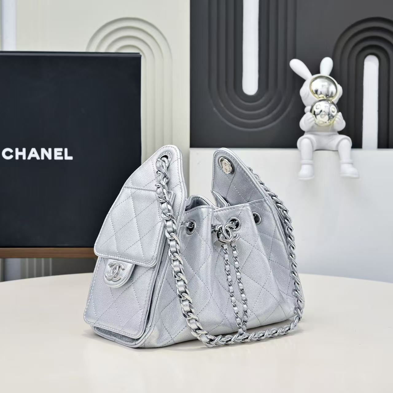 CC Cruise 25/26 Mini Handbag Sliver Caviar Leather