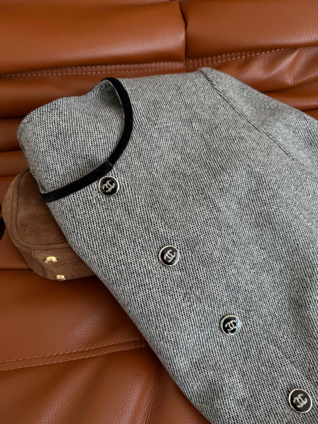 CC 26AW Double C Velvet-Trim Jacket Tone Buttons Grey Wool 438412