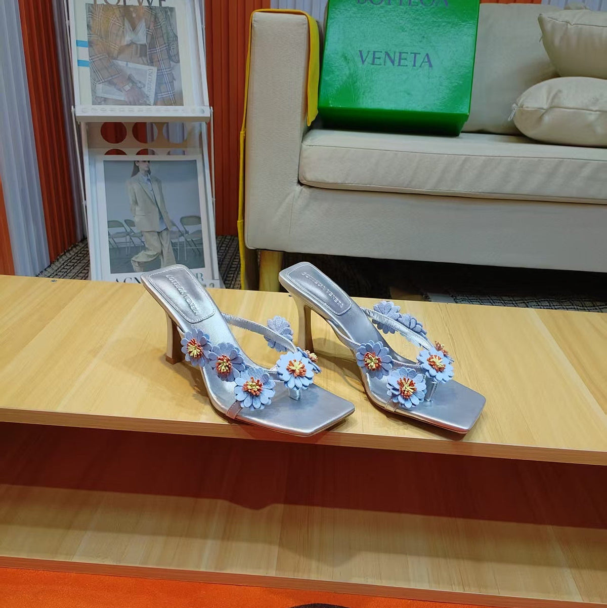 BV Riva Thong Floral Sandals 9CM Blue Silver Leather 139870