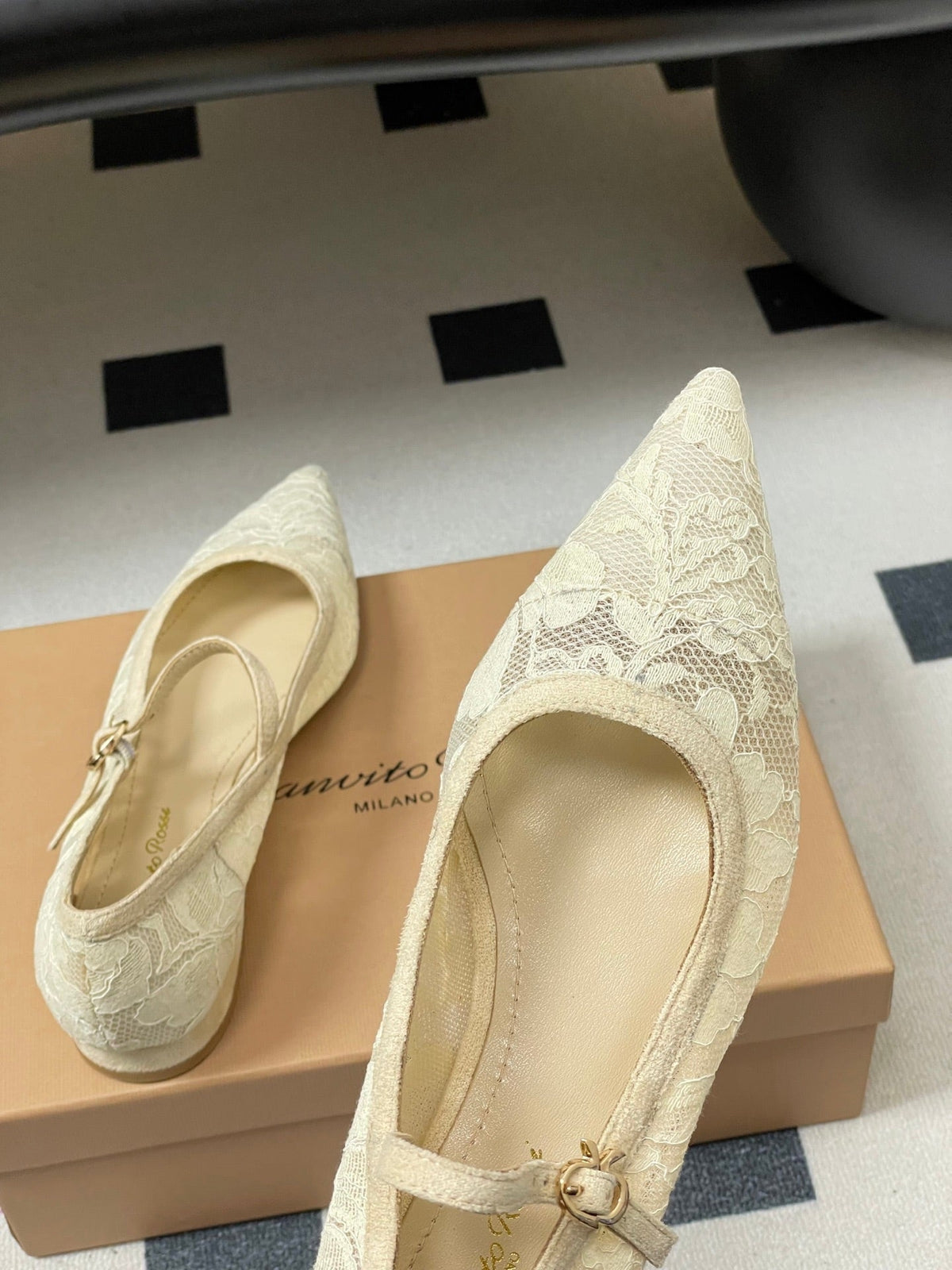 GR 26s Mary Jane Cream White Lace 164798