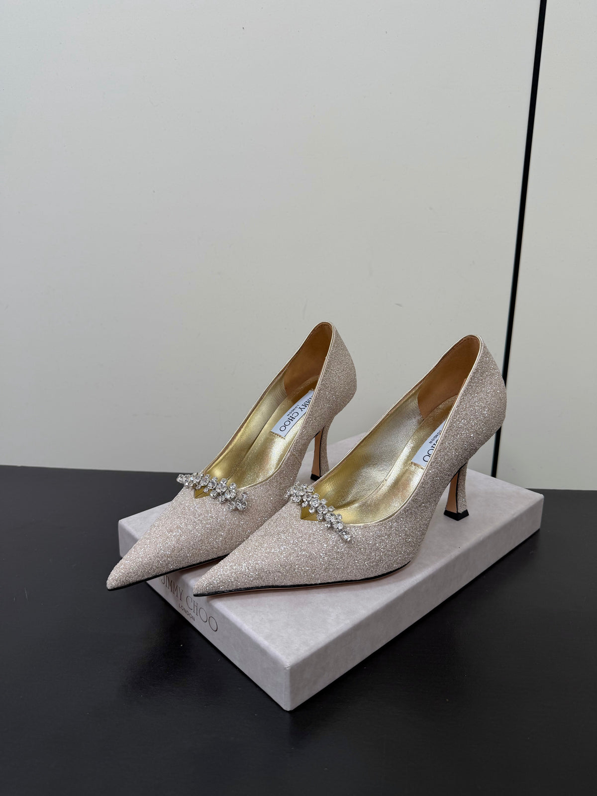 Jimmy Choo 26S Embellished High Heels 9.0cm Champagne Gold Glitter 842195