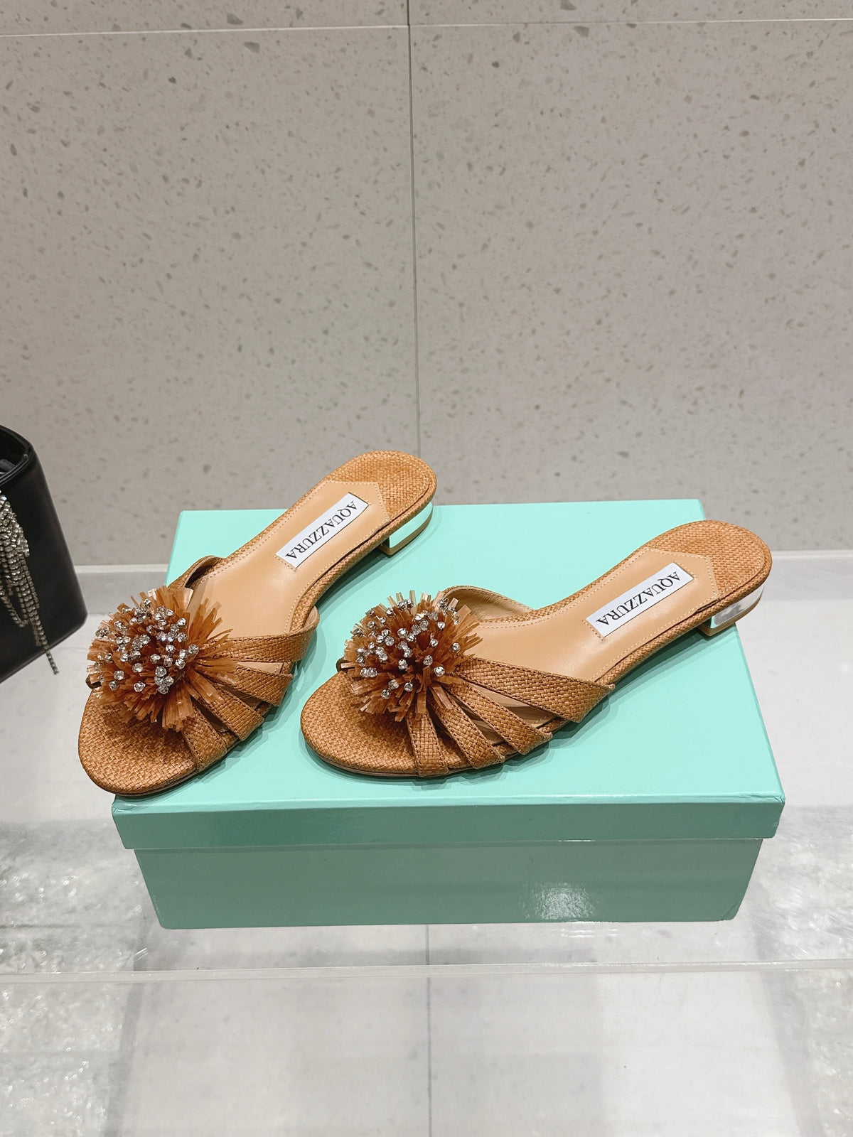 Aquazzura 26s Sandals Brown Woven Raffia 394815