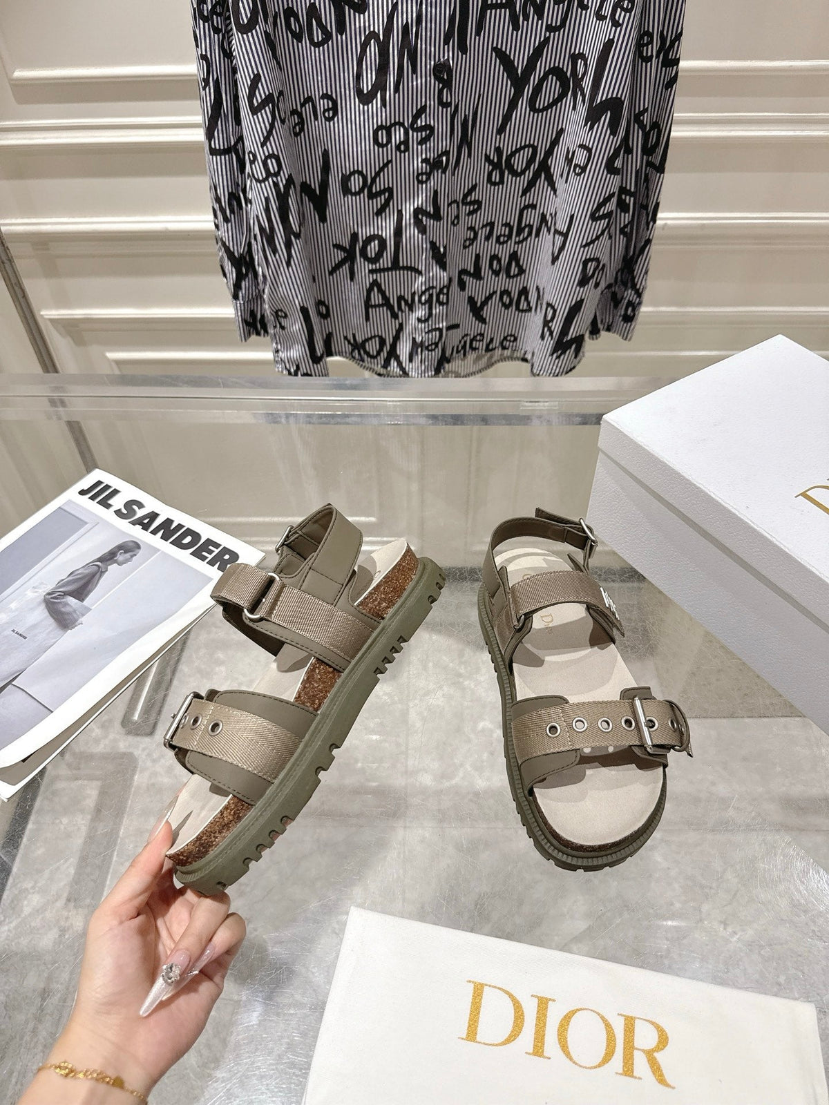CD 26s Buckle Sandals Khaki Canvas 284195
