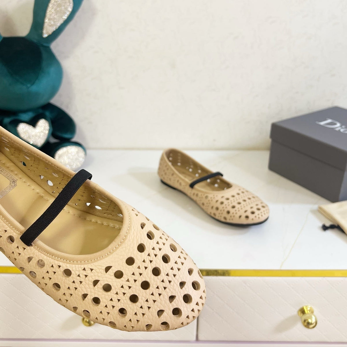 Dior 26s Mary Jane Flats Beige Calfskin