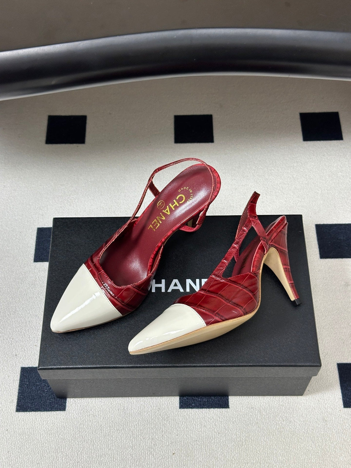 Chanel 26s Pointed Toe High Heel Slingbacks 8.5 Cm Dark Red Mix White Lambskin