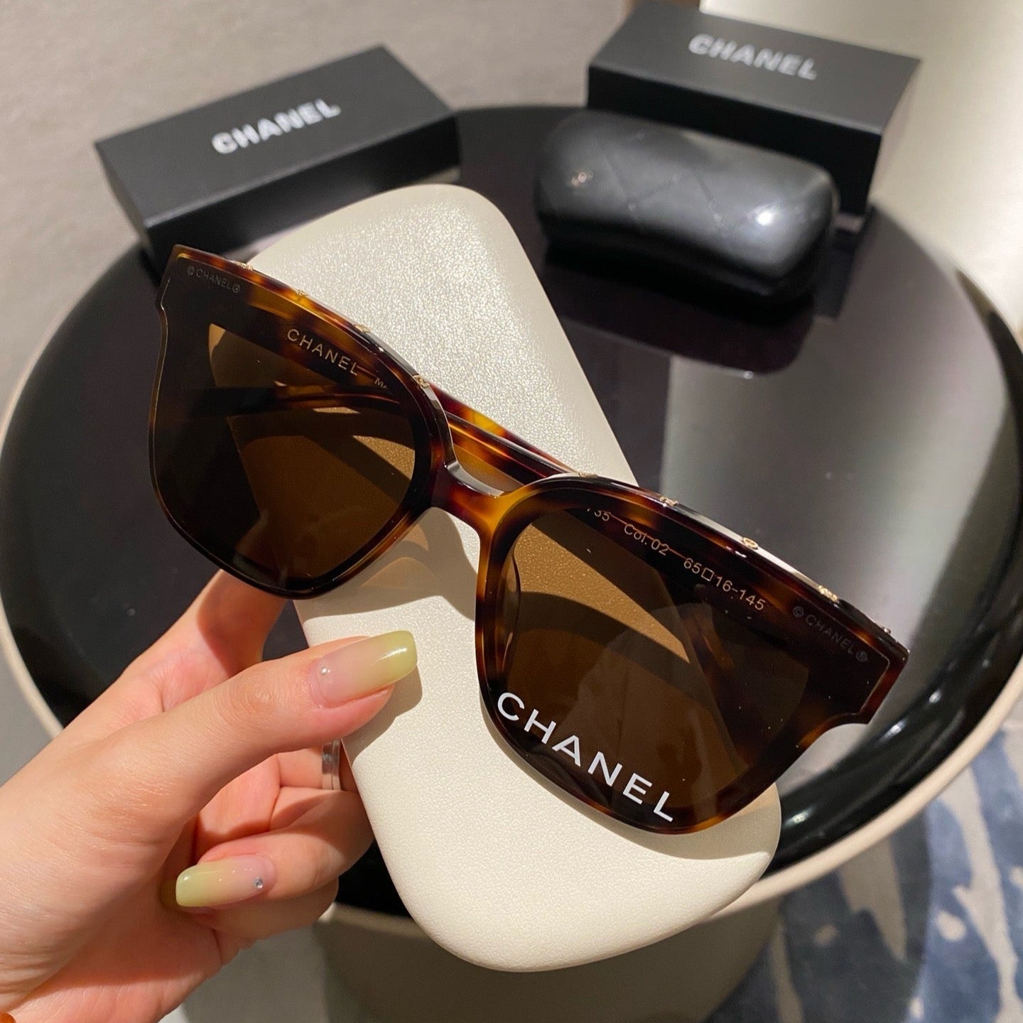 Chanel Sunglasses 02