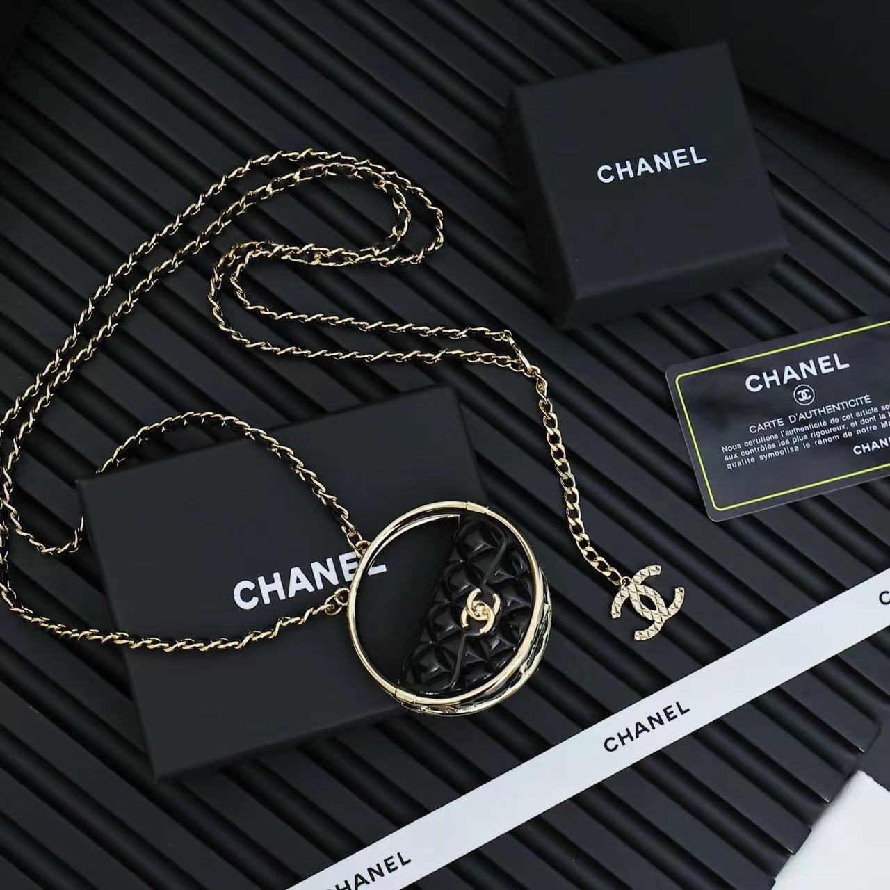 CC 23C Hula Hoop Chain Belt