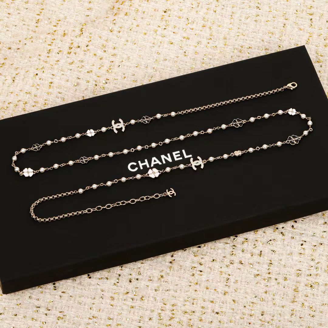 CC Necklace Flower With Pearl Pink Gold Necklace