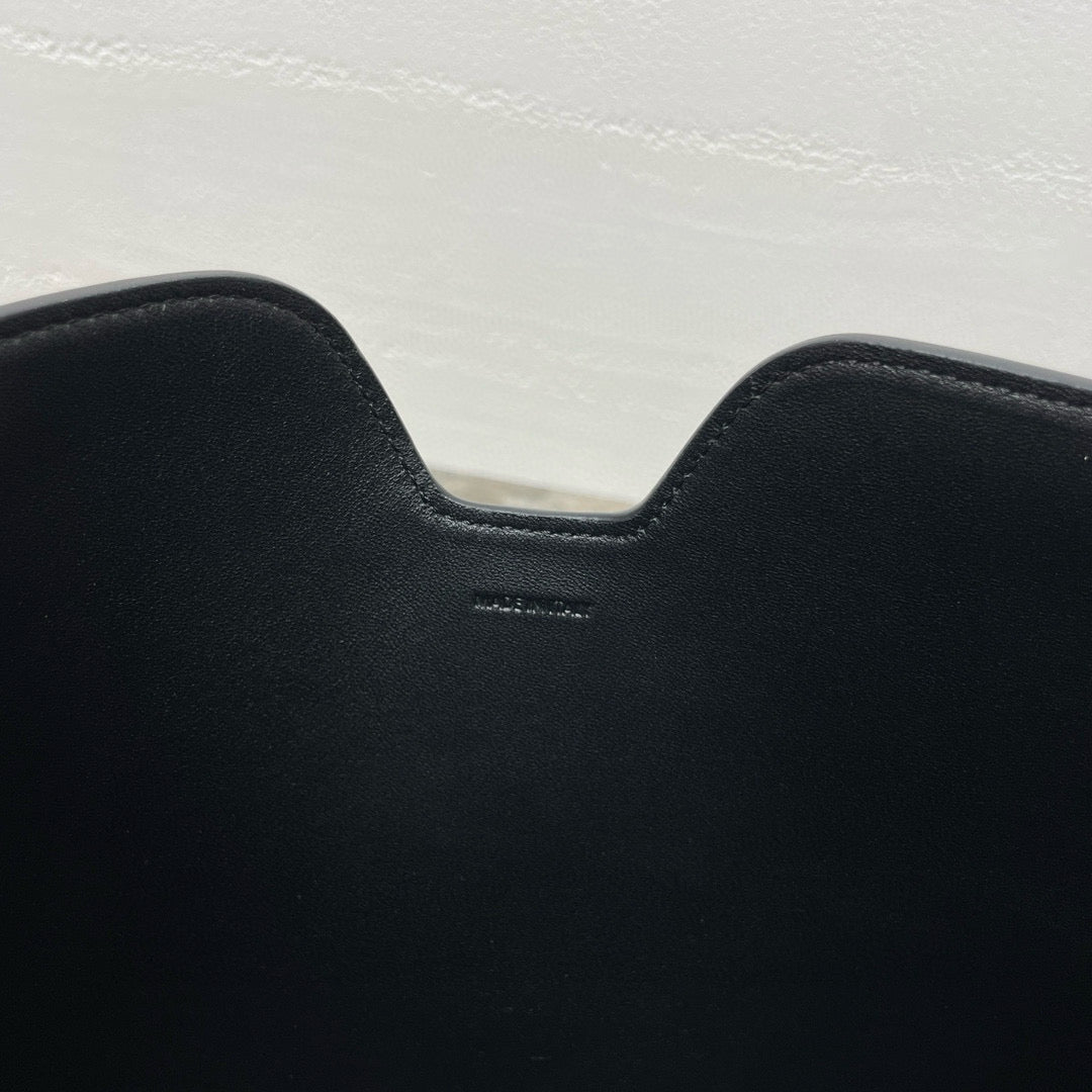 Small Camille 16 Soft Bag 24.5cm In Black Smooth Calfskin Gold Hardware