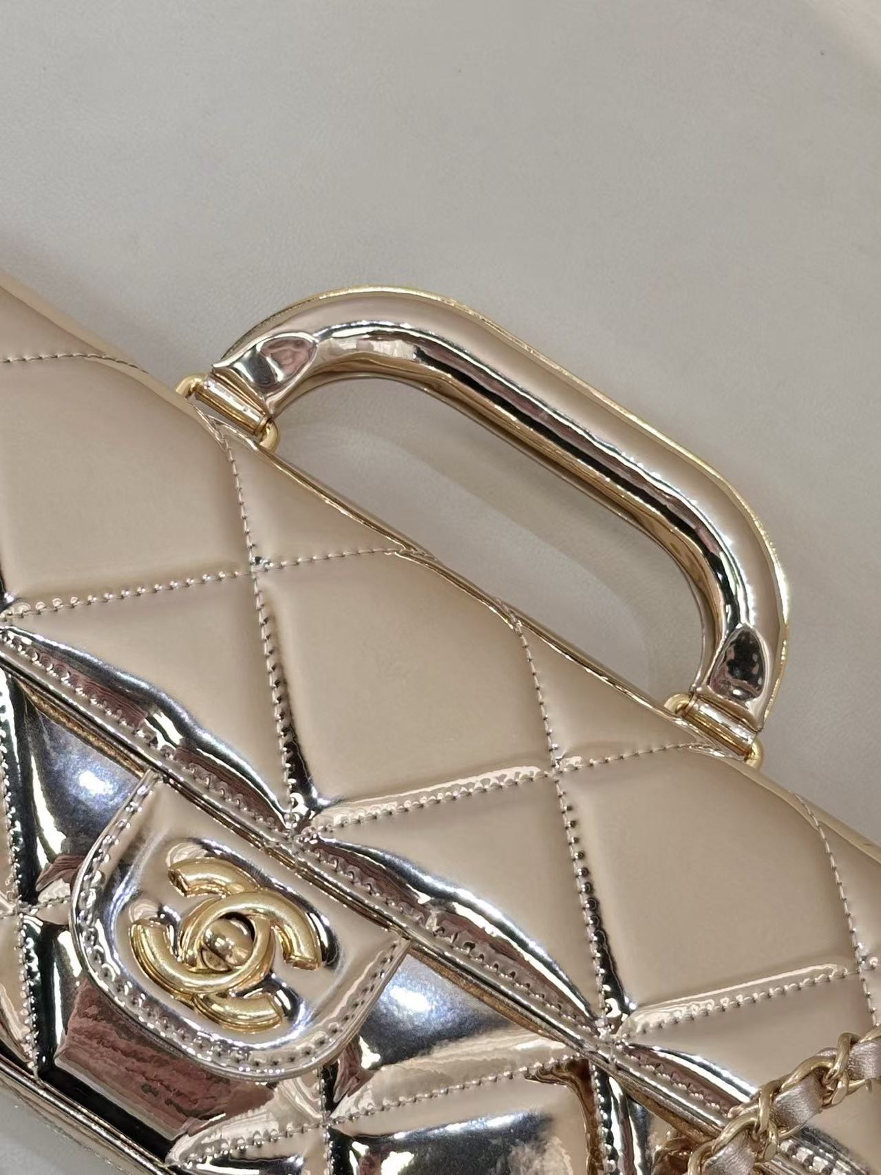 CC 25K Large Flap Bag with Top Handle Chain Strap Gold Metalic Patent Calfskin GHW