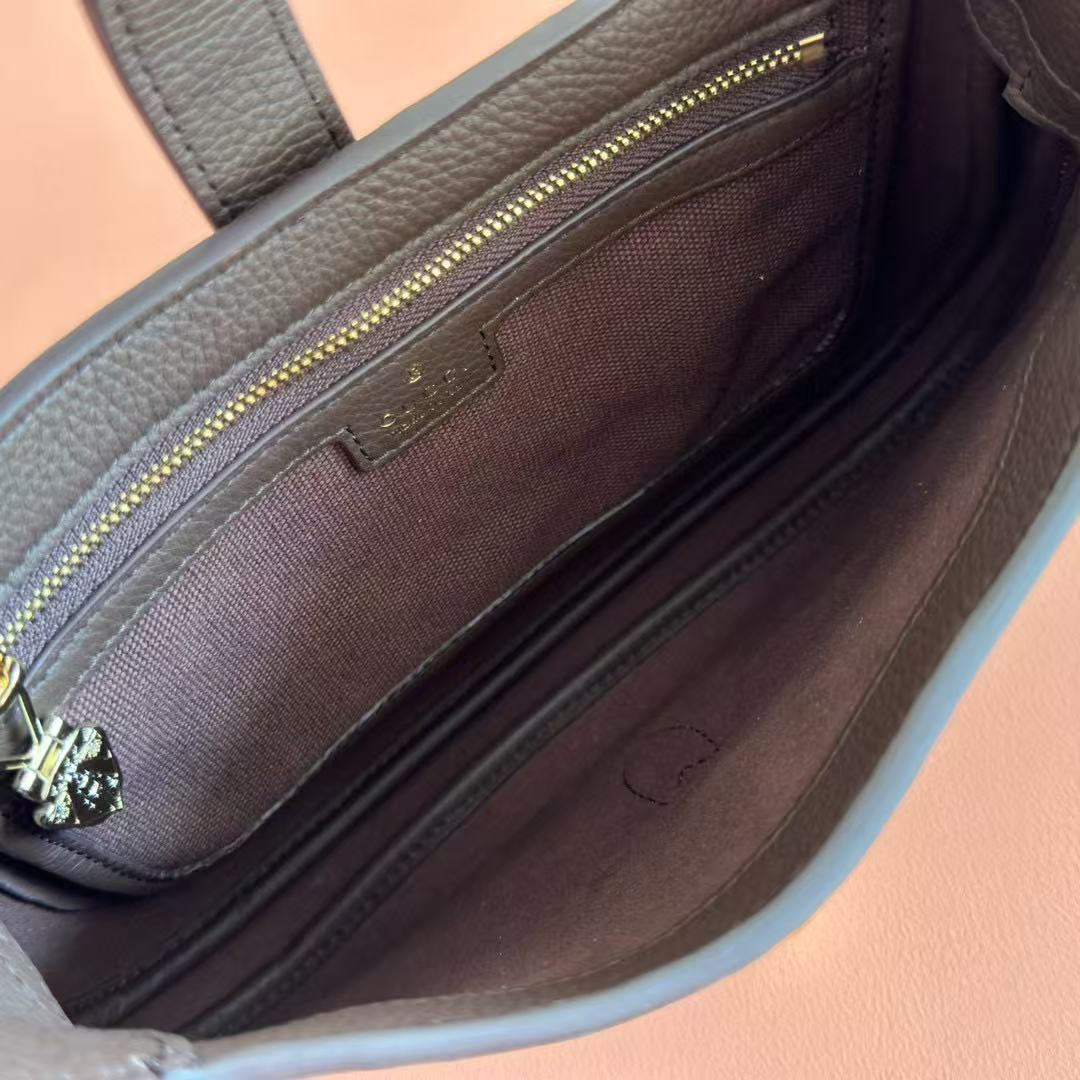 Gucci 25 Jackie Bag Dark Brown Grain Leather