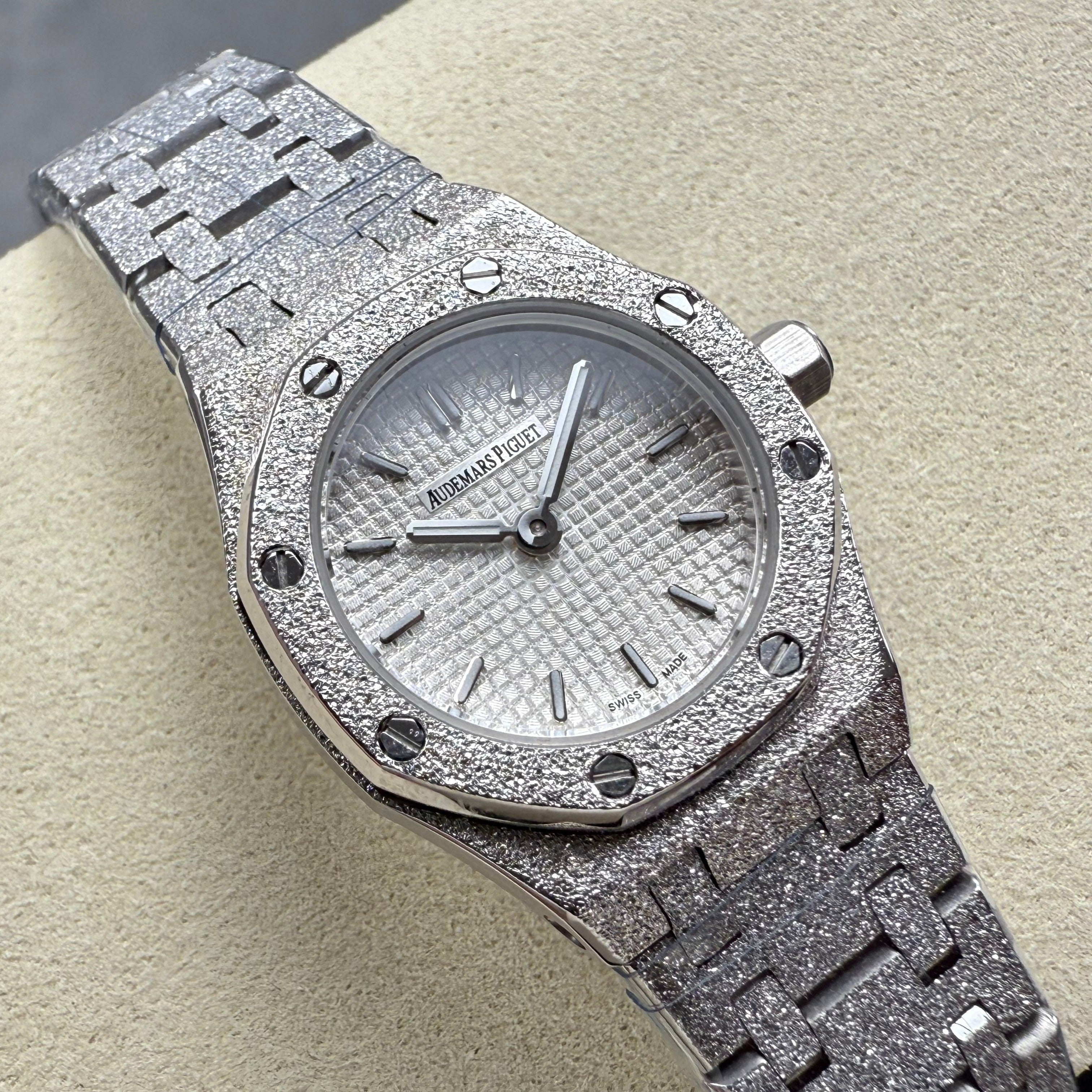 Audemars Piguet Royal Oak Mini Frosted Quartz 23mm Silver Dial