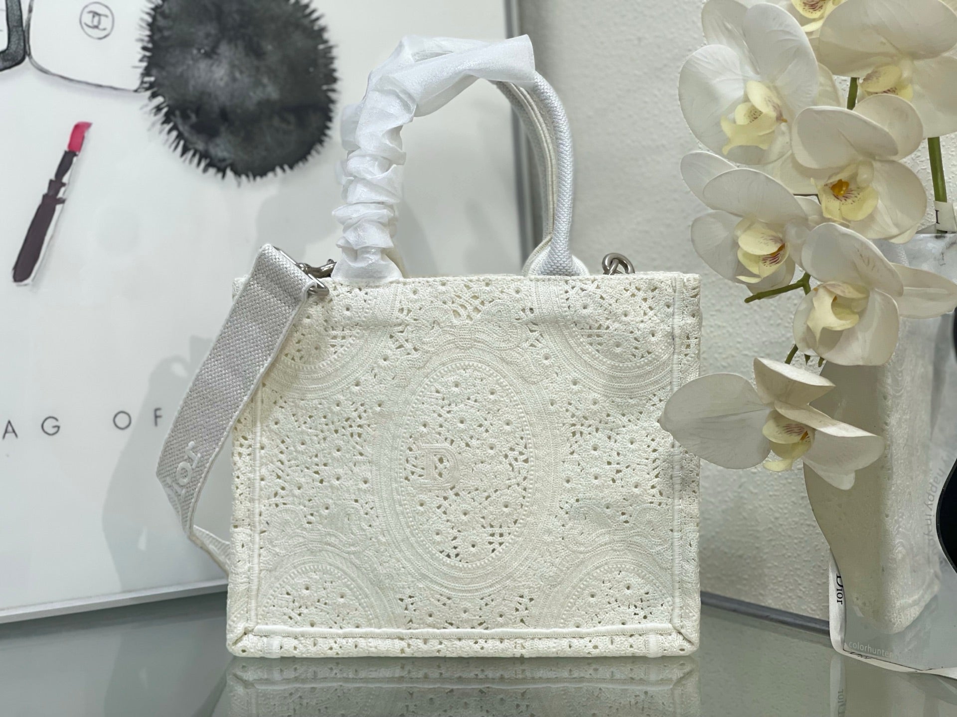 CD Book Tote With Strap Dior Médaillon Embroidery Cream Crochet 164677