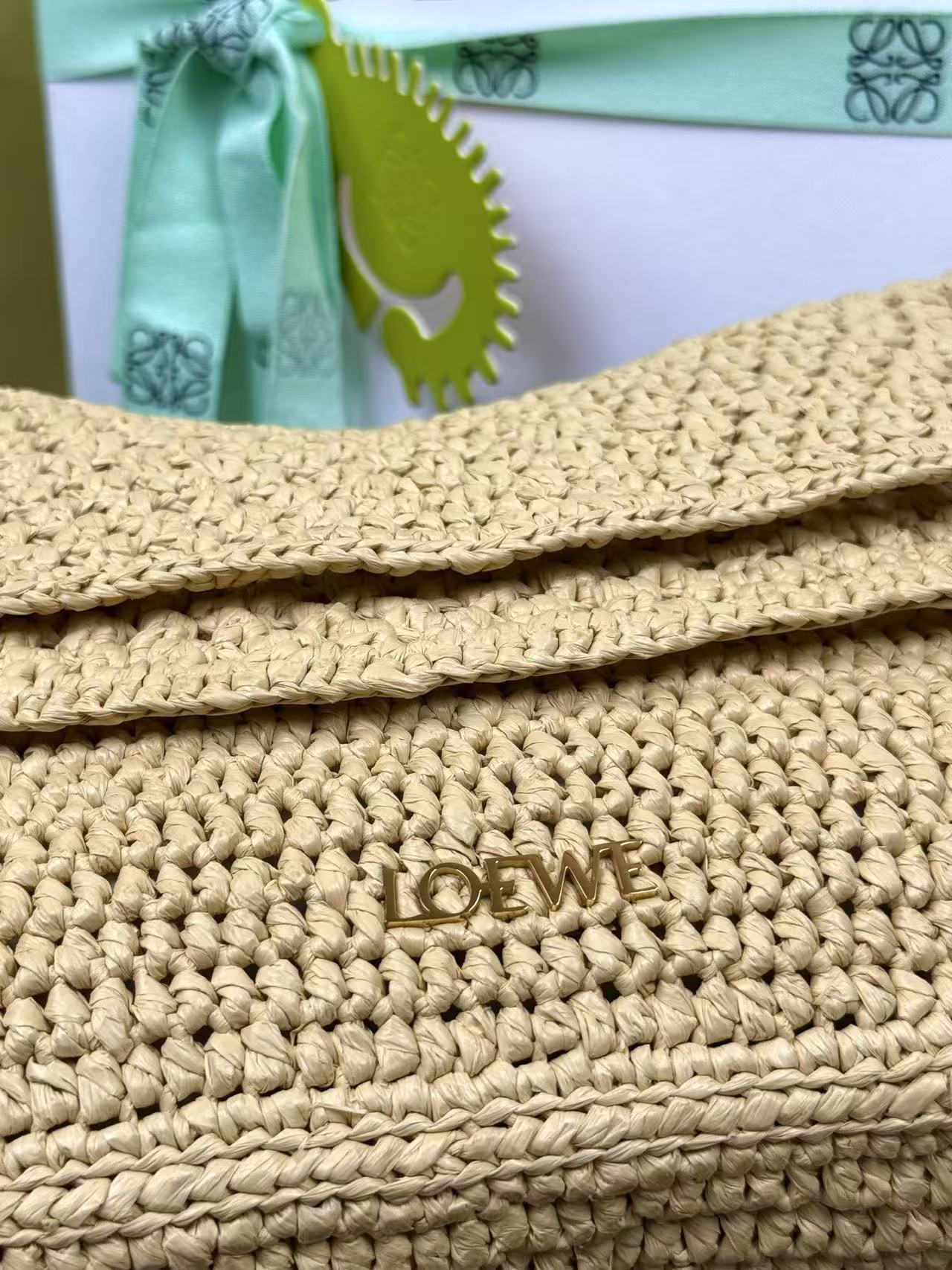 Loewe Ibiza Ola Medium Shoulder Bag Beige Raffia