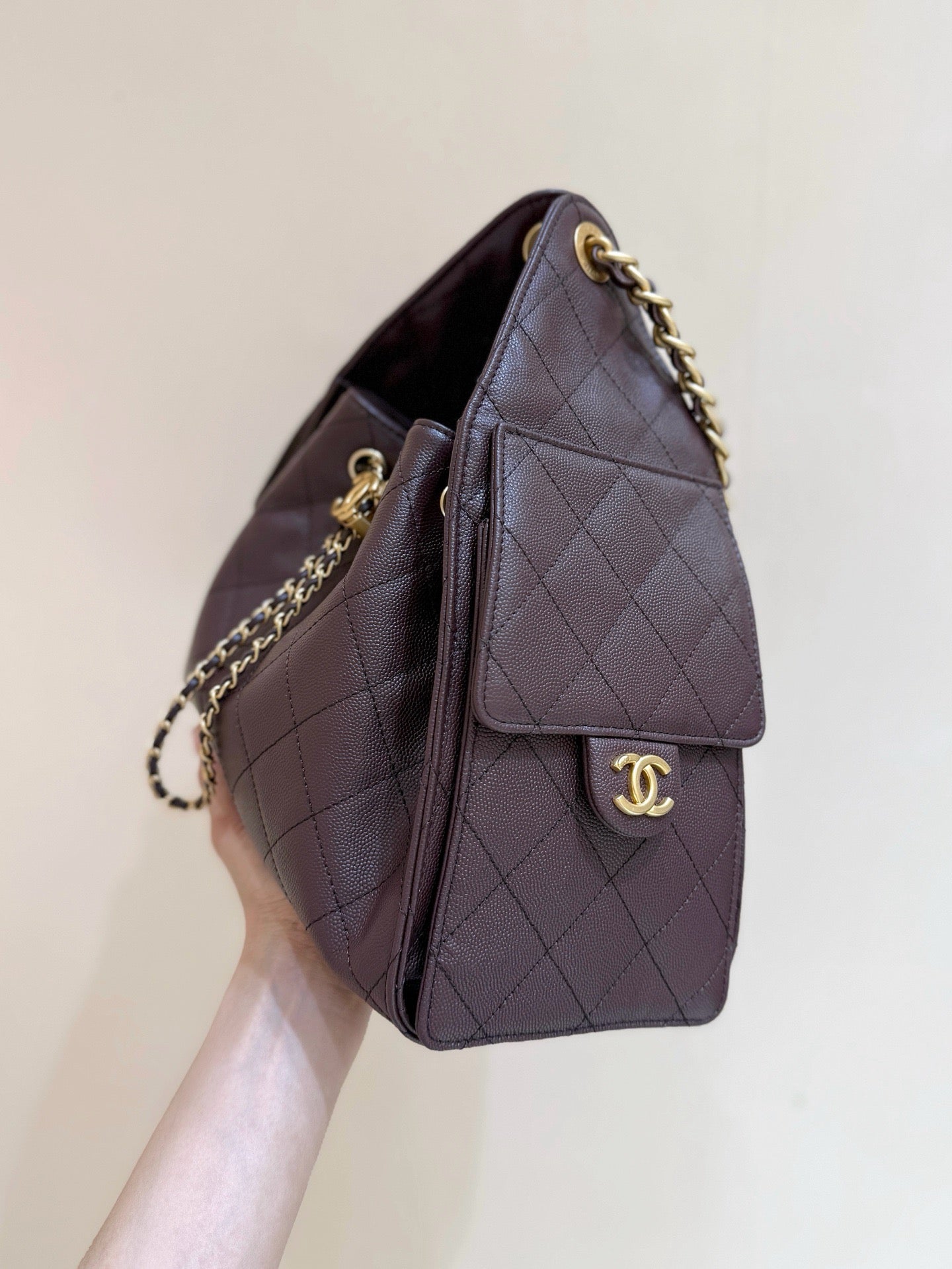 CC 25FW Hobo Bag 26cm Dark Brown Caviar