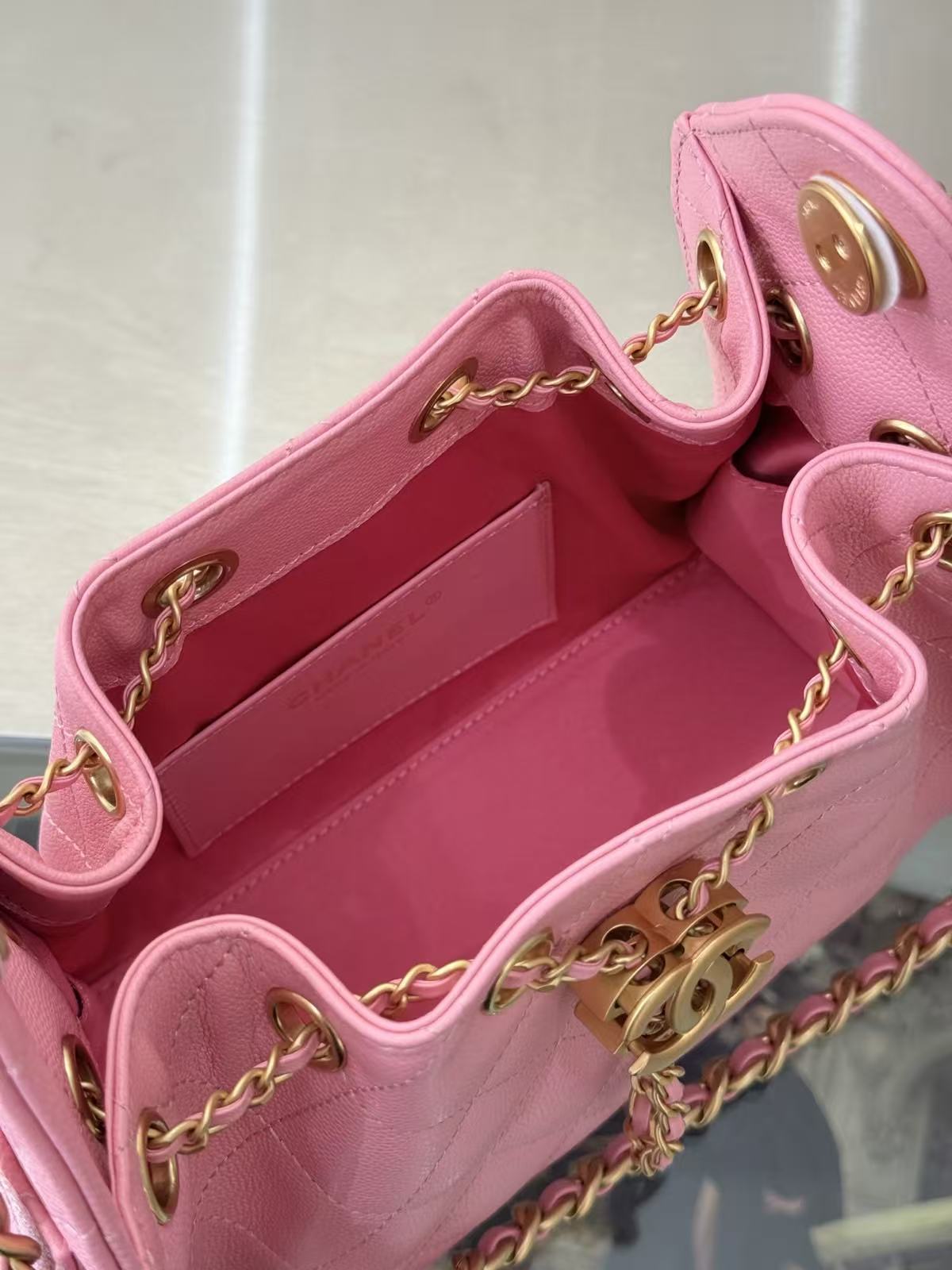 CC 26s Small Handbag 22cm Hot Pink Caviar