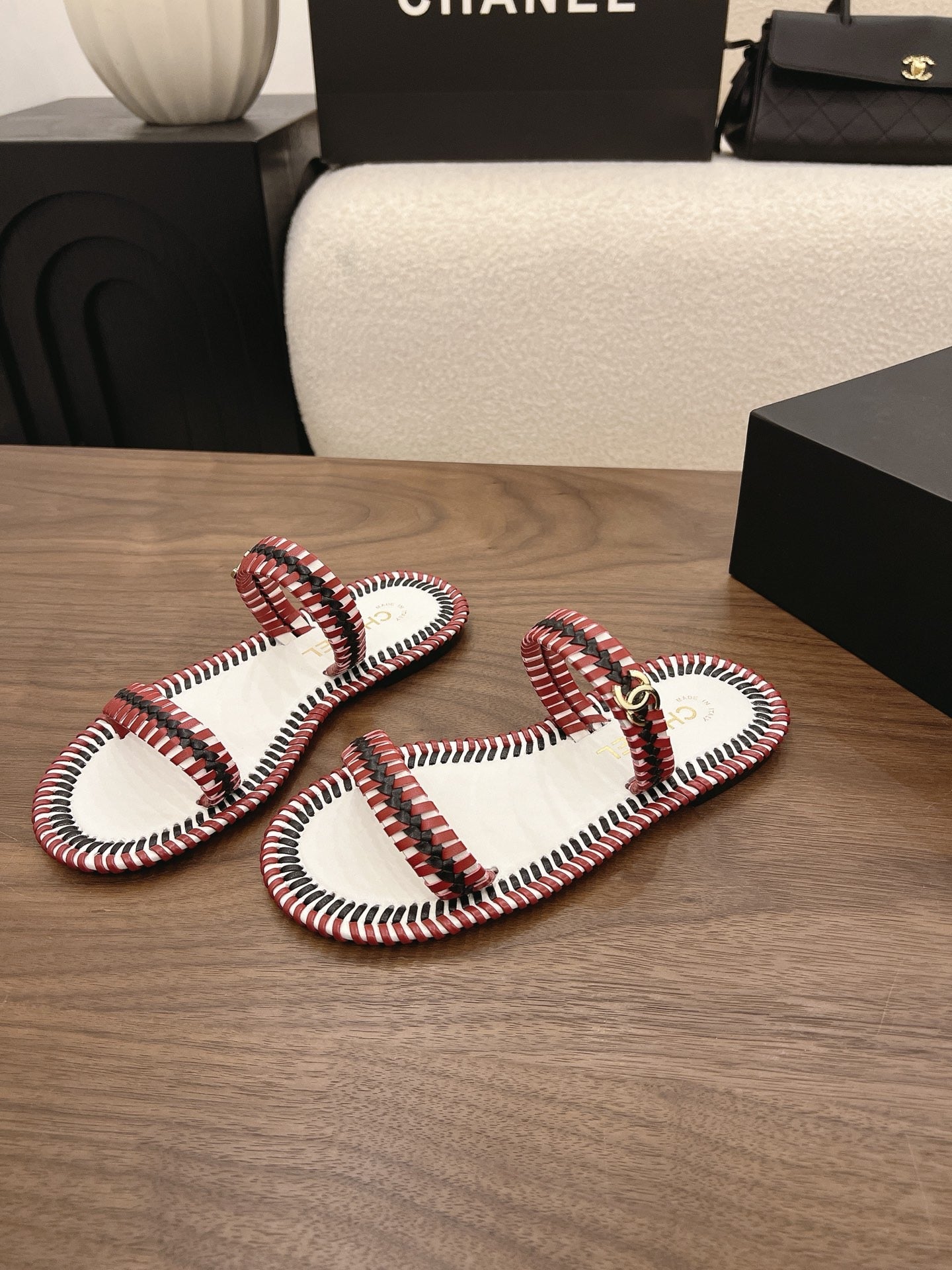 CC Coco Beach 2026 Open-toe Sandal Burgundy Black Calfskin