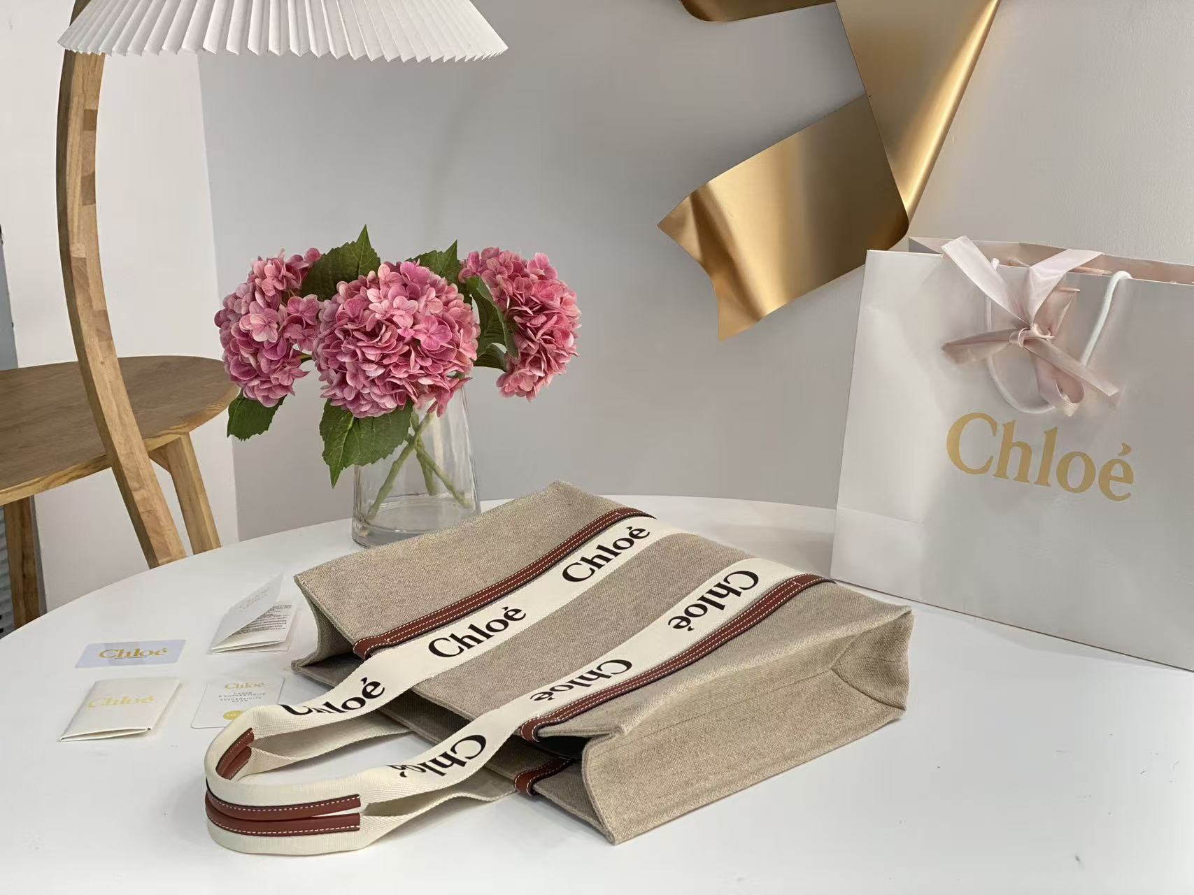 Chloé Woody Small Tote Bag 26cm Khaki Canvas