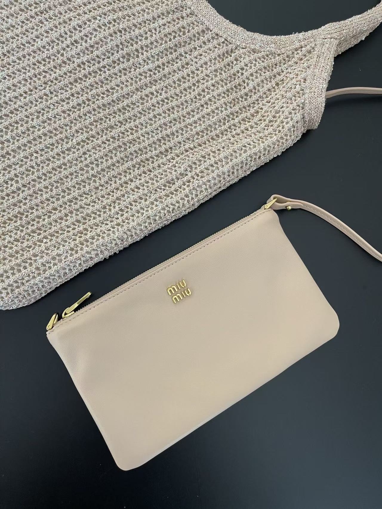 Miumiu Ivy Tote Bag 40 Beige Sequin Mesh