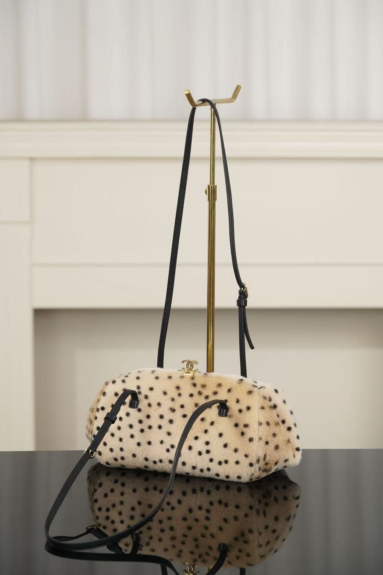 CC 26A Handbag 29.5CM Dalmatian Print Ivory Black Shearling Leather