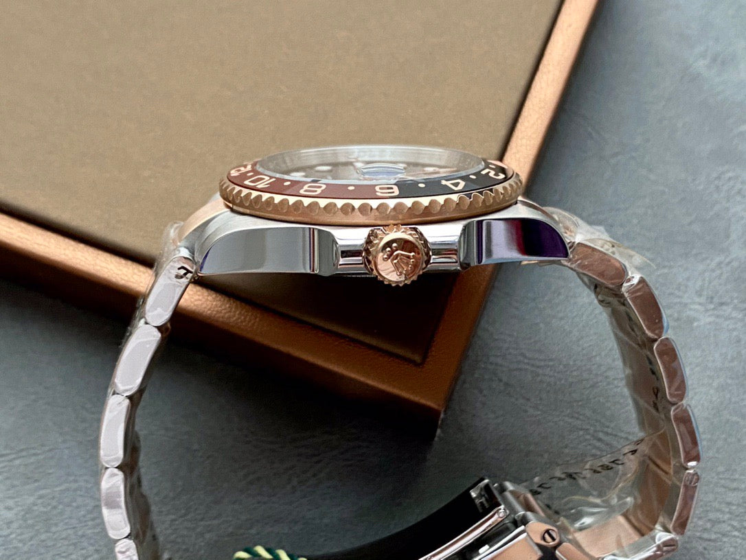 Rolex GMT-Master II 40mm Rose Gold