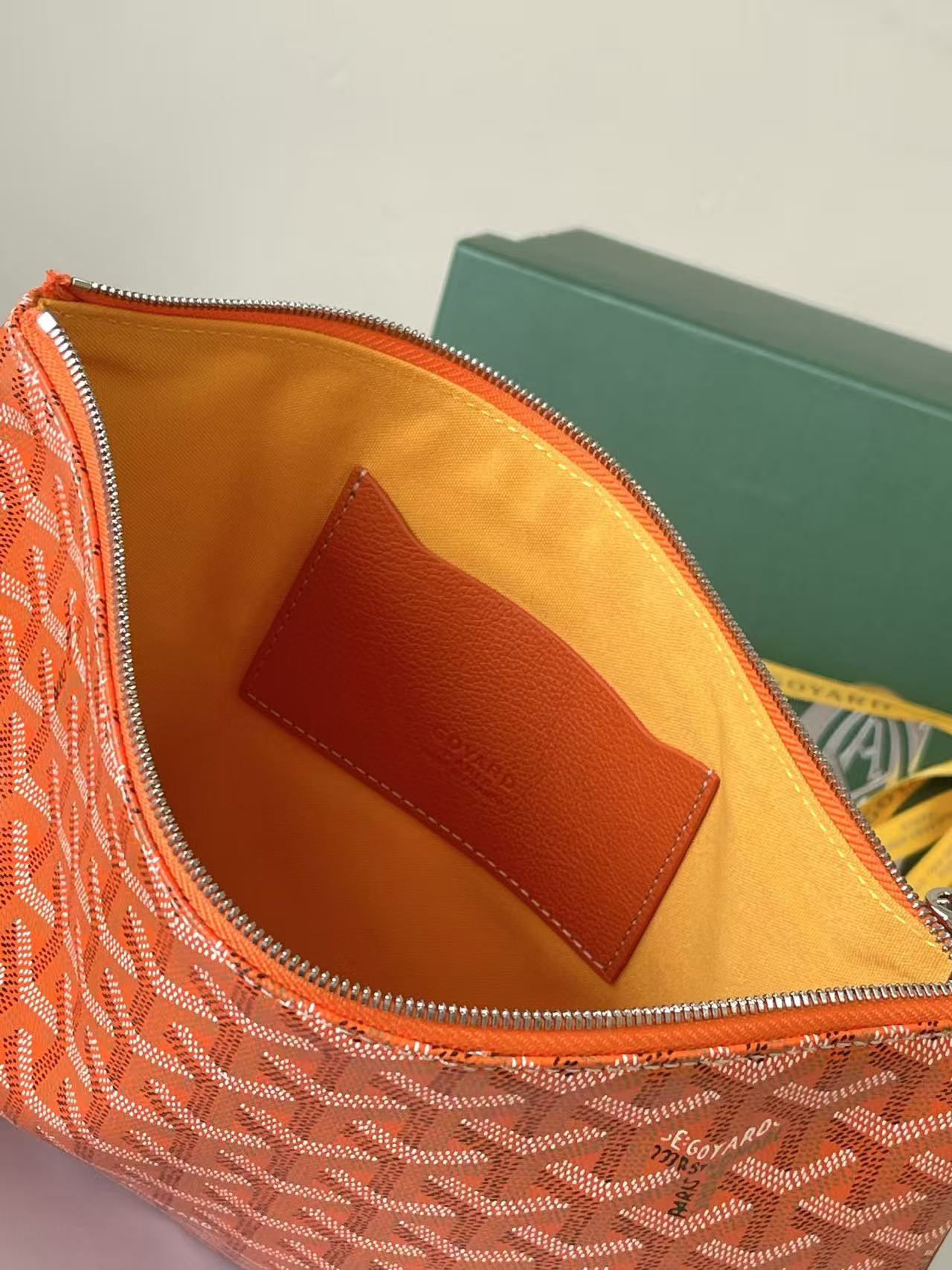 BV 26s  Senat MM Clutch Orange Goyardine Pattern Canvas