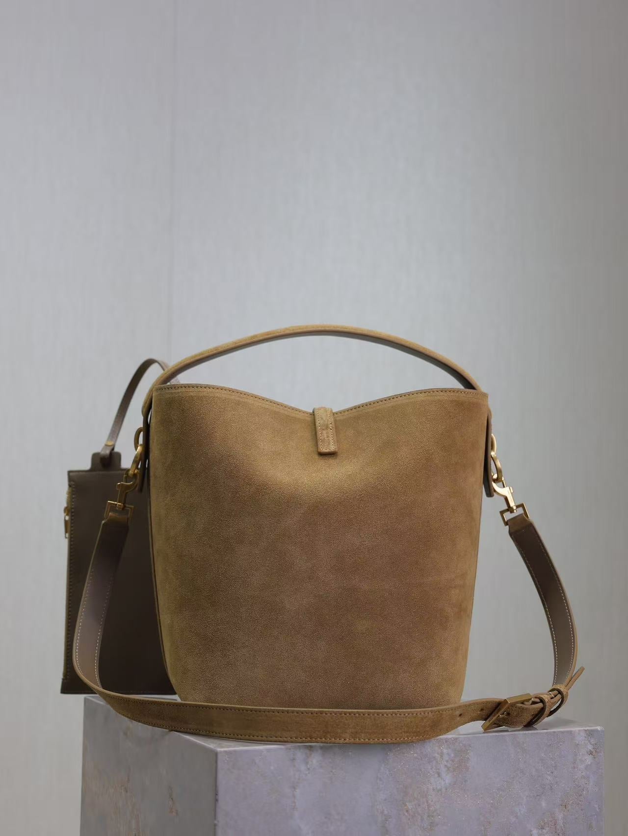 YSL 26s Le 37 Bucket Bag 26cm Golden Leaf Suede