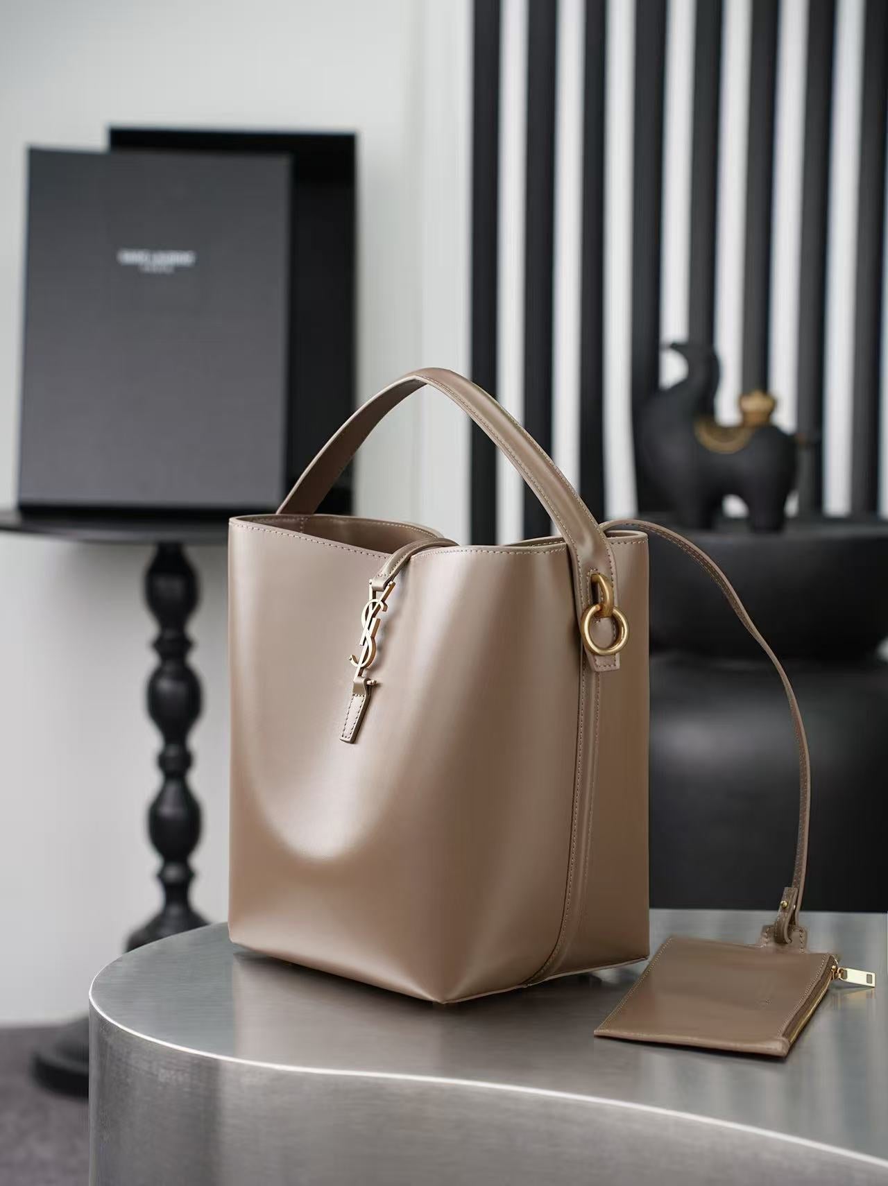 YSL 26s Le 37 Bucket Bag 26cm Dark Cork Calfskin