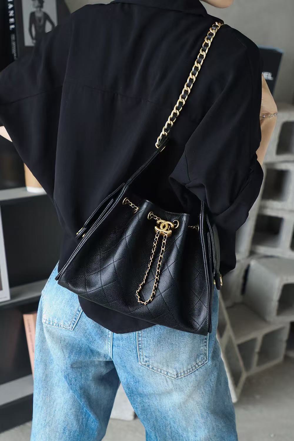 CC 26s Hobo Small Bag Black Caviar GHW (Best Version)