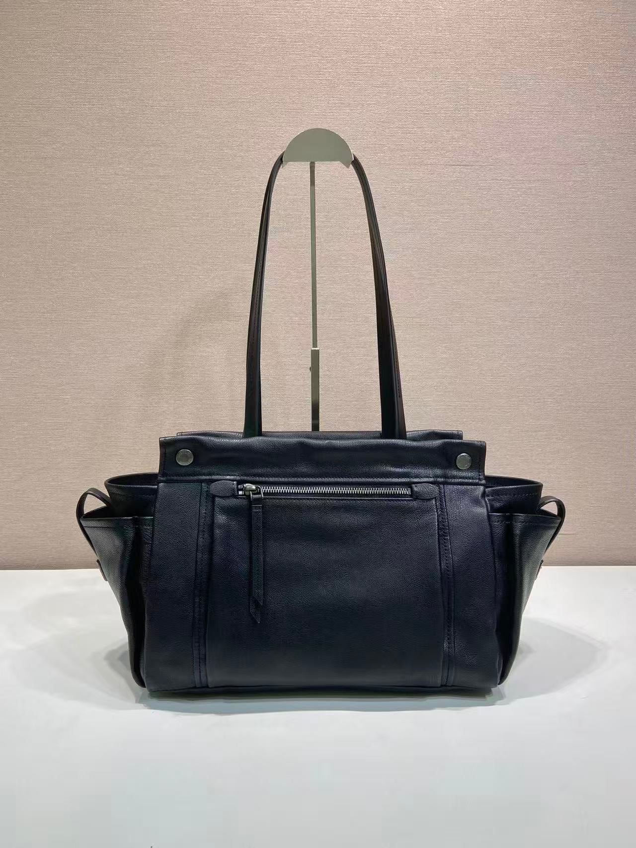Prada Route Shopping Bag Black Leather