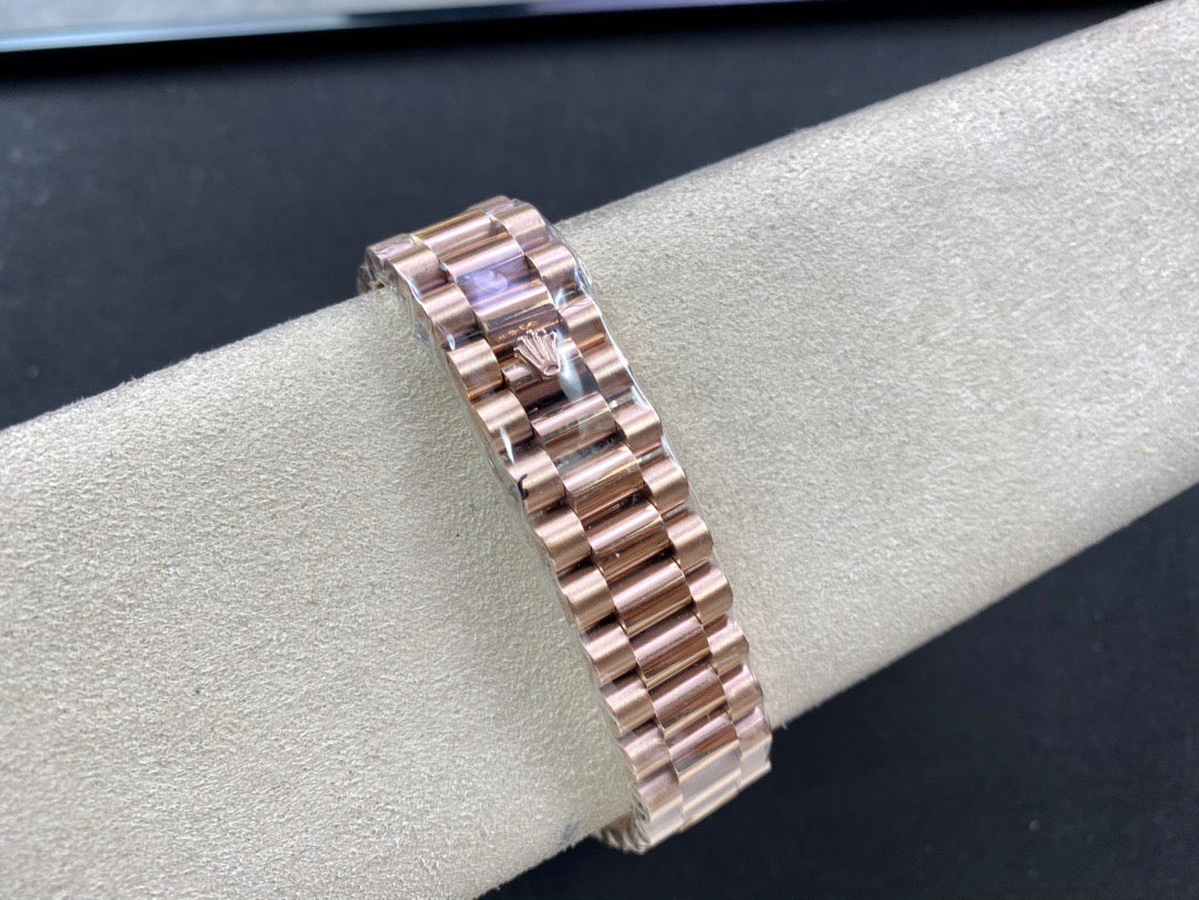 Day-Date 40 Everose Gold Chocolate Baguette Diamond Dial