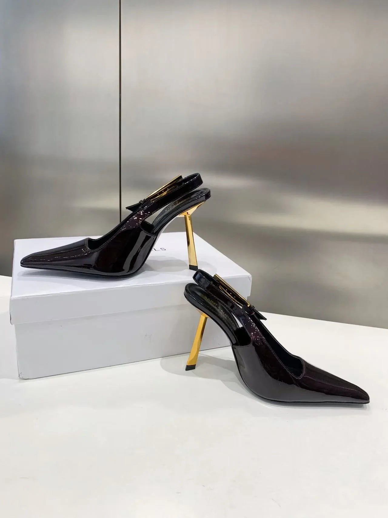 YSL 2026 Lee High-heeled Slingback 10.5cm Leather