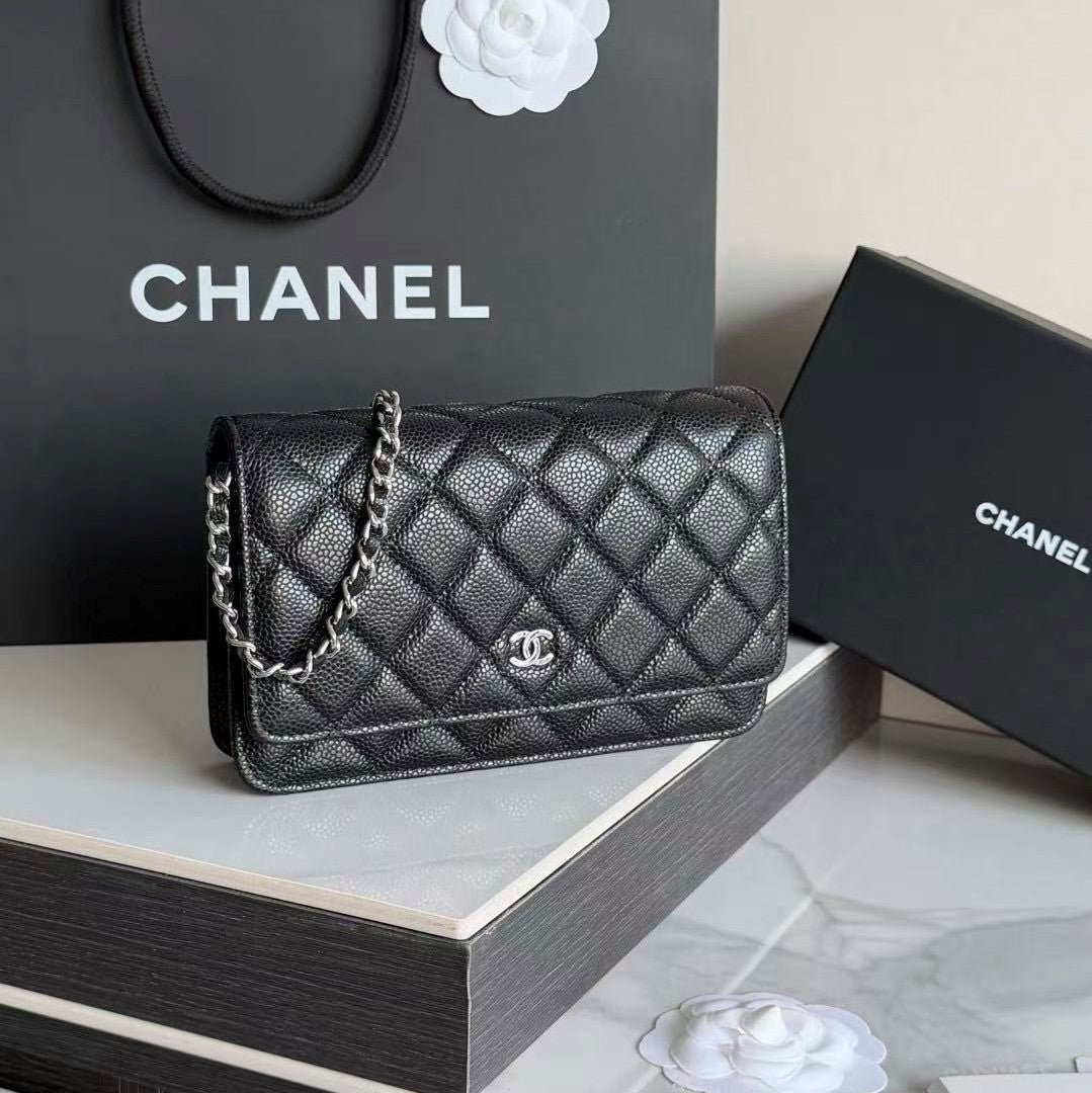 CC 26s WOC 19cm Black Caviar Gold Hardware